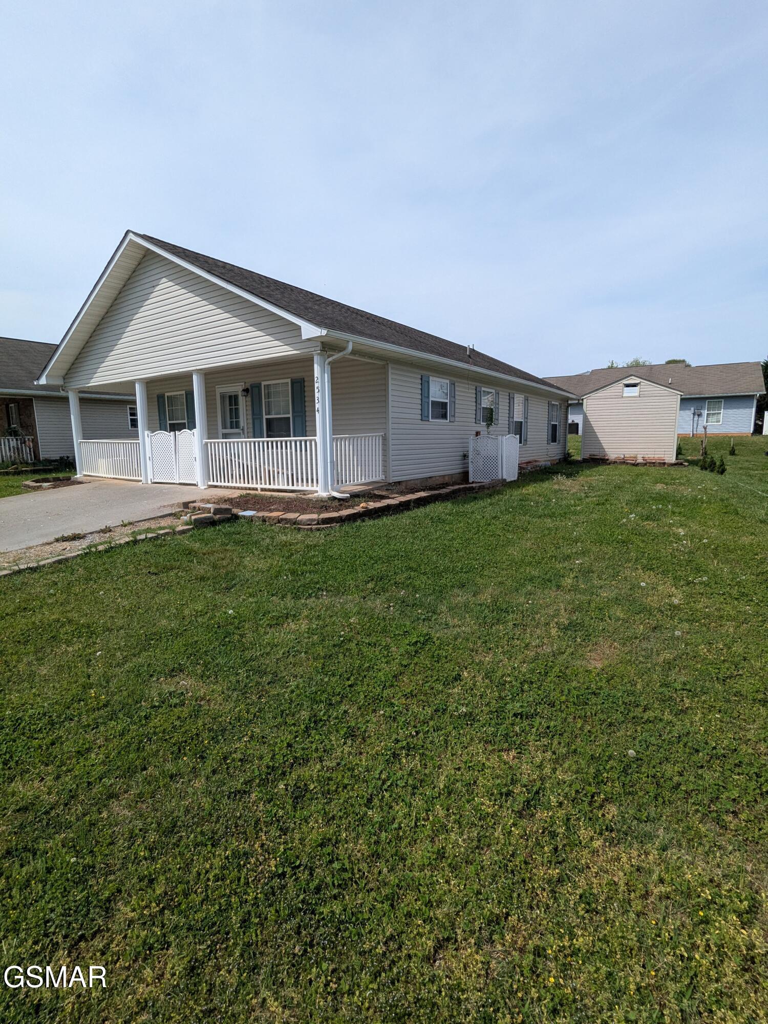 2534 Sportsmans Way Sevierville TN 37876