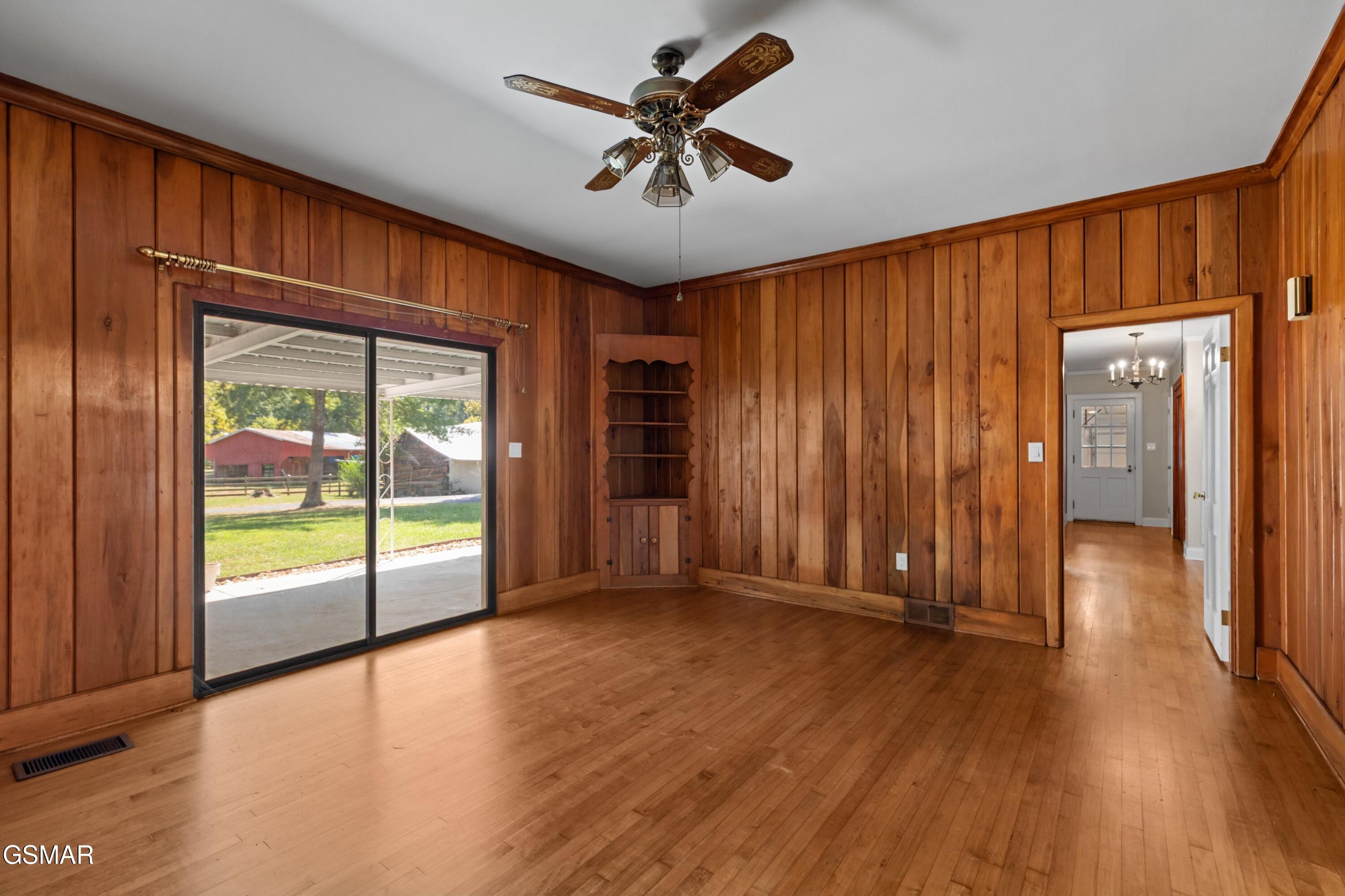 1328 W Main Street White Pine TN 37890