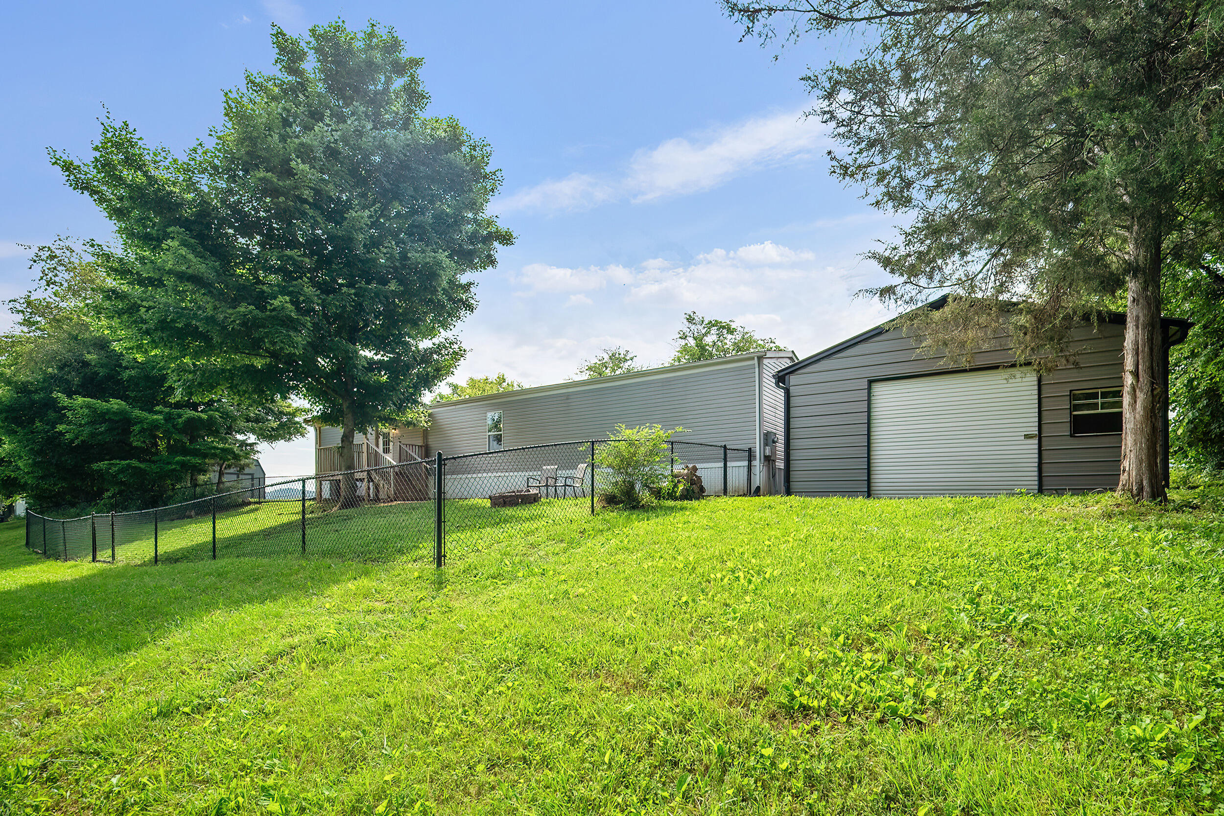 1540 Boyds Creek Highway Seymour TN 37865