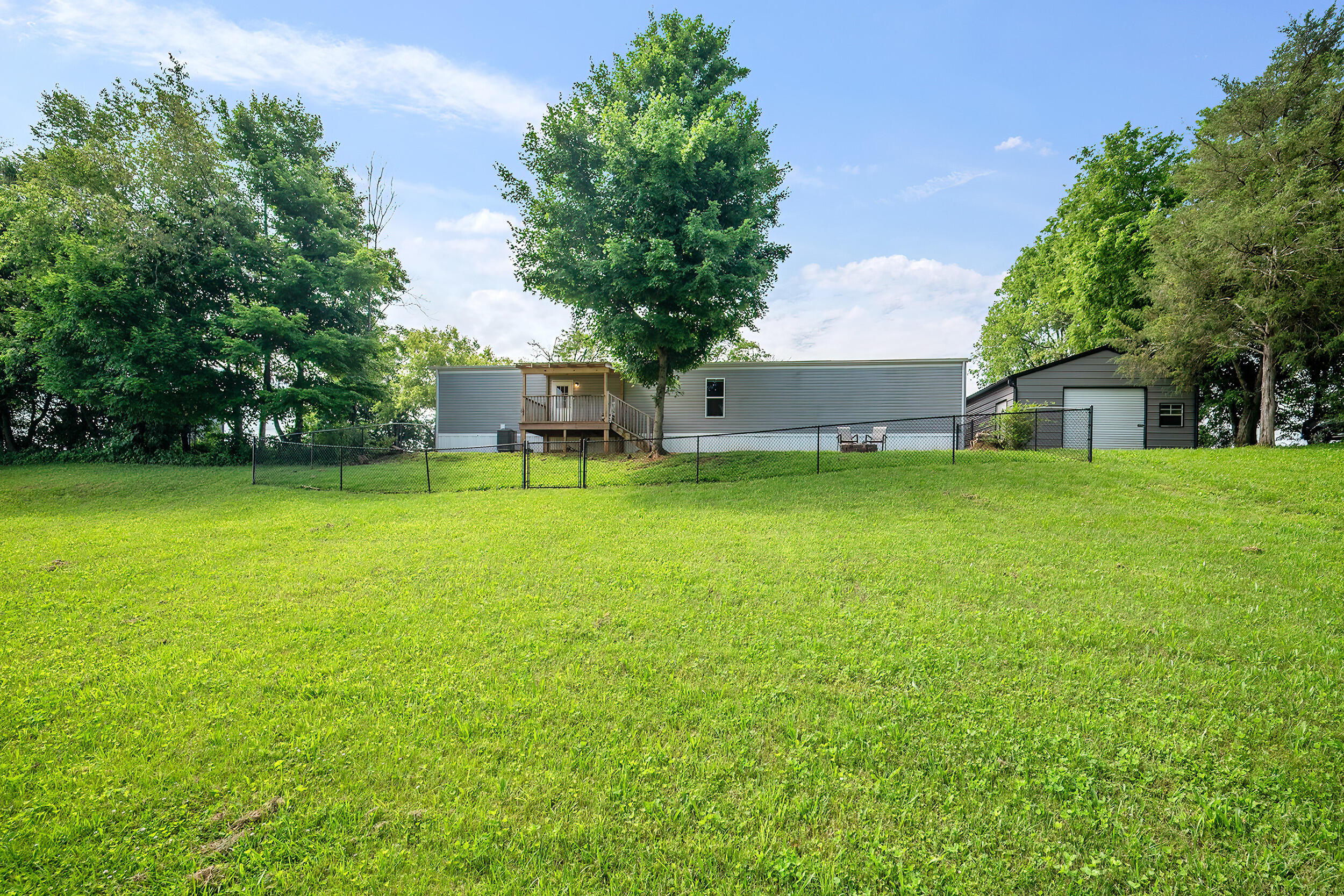 1540 Boyds Creek Highway Seymour TN 37865