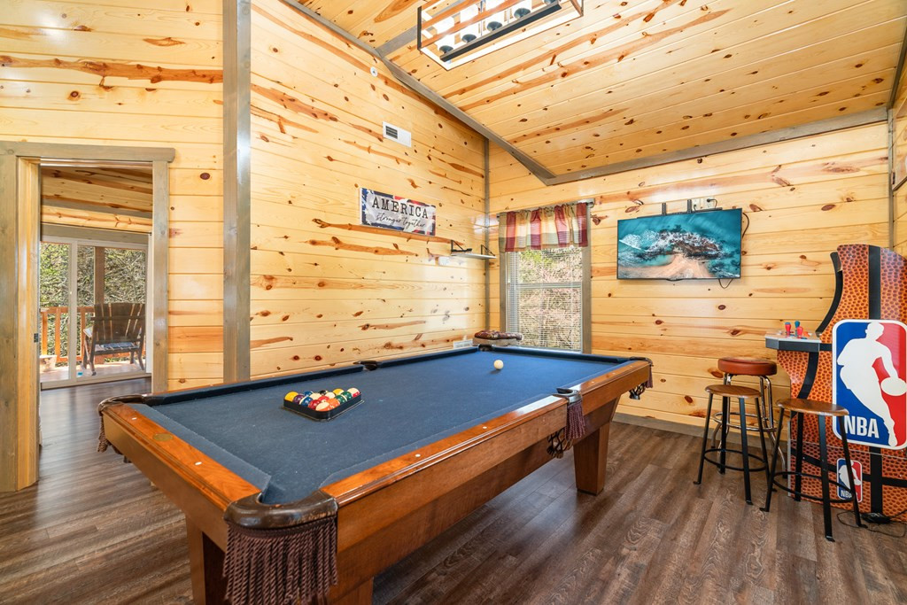 2359 Alpine Village Way Pigeon Forge TN 37863