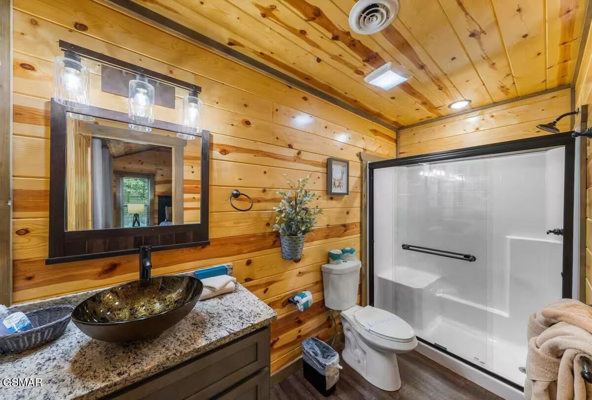 2359 Alpine Village Way Pigeon Forge TN 37863