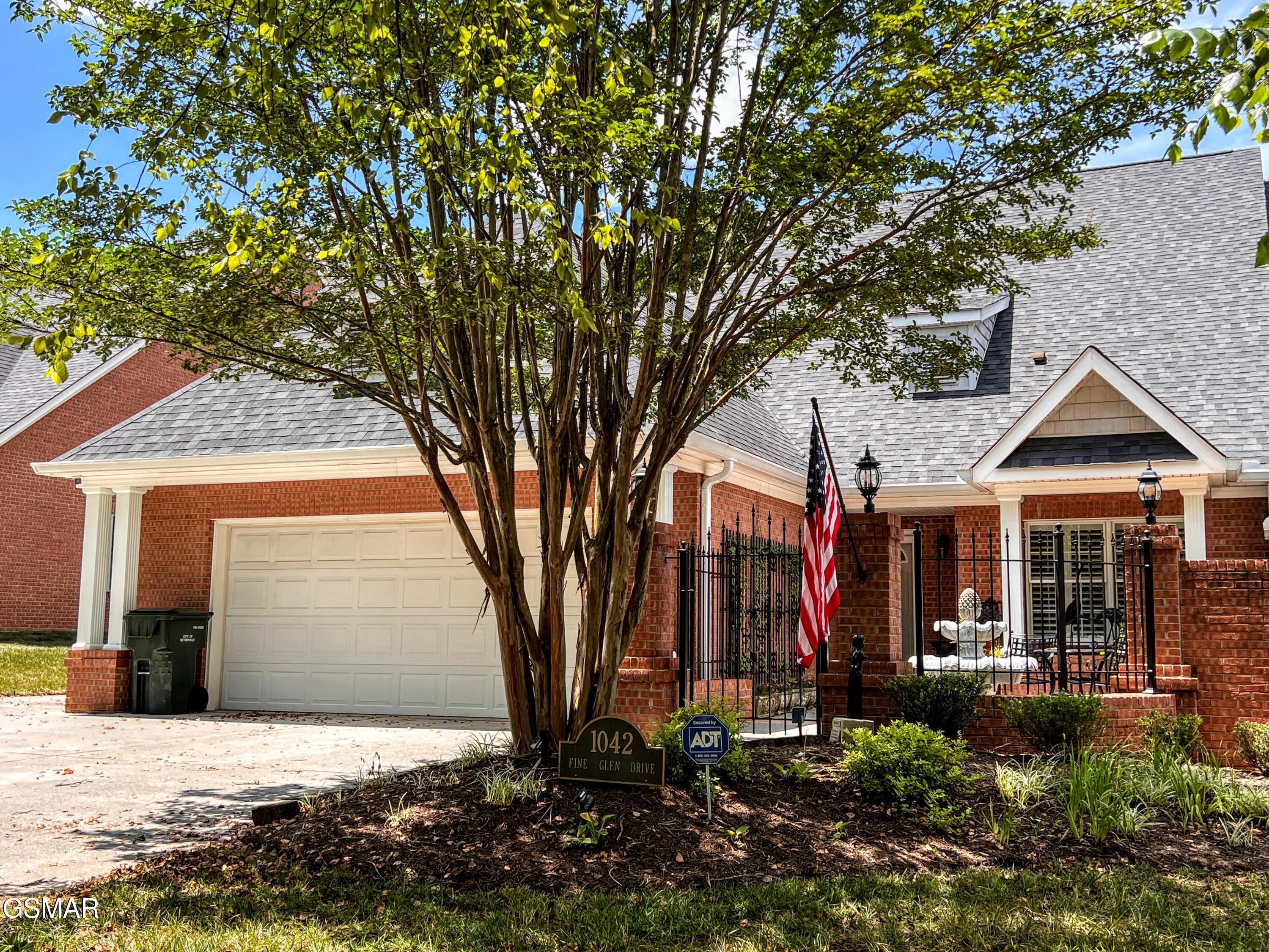 1042 Fine Glen Drive Sevierville TN 37862