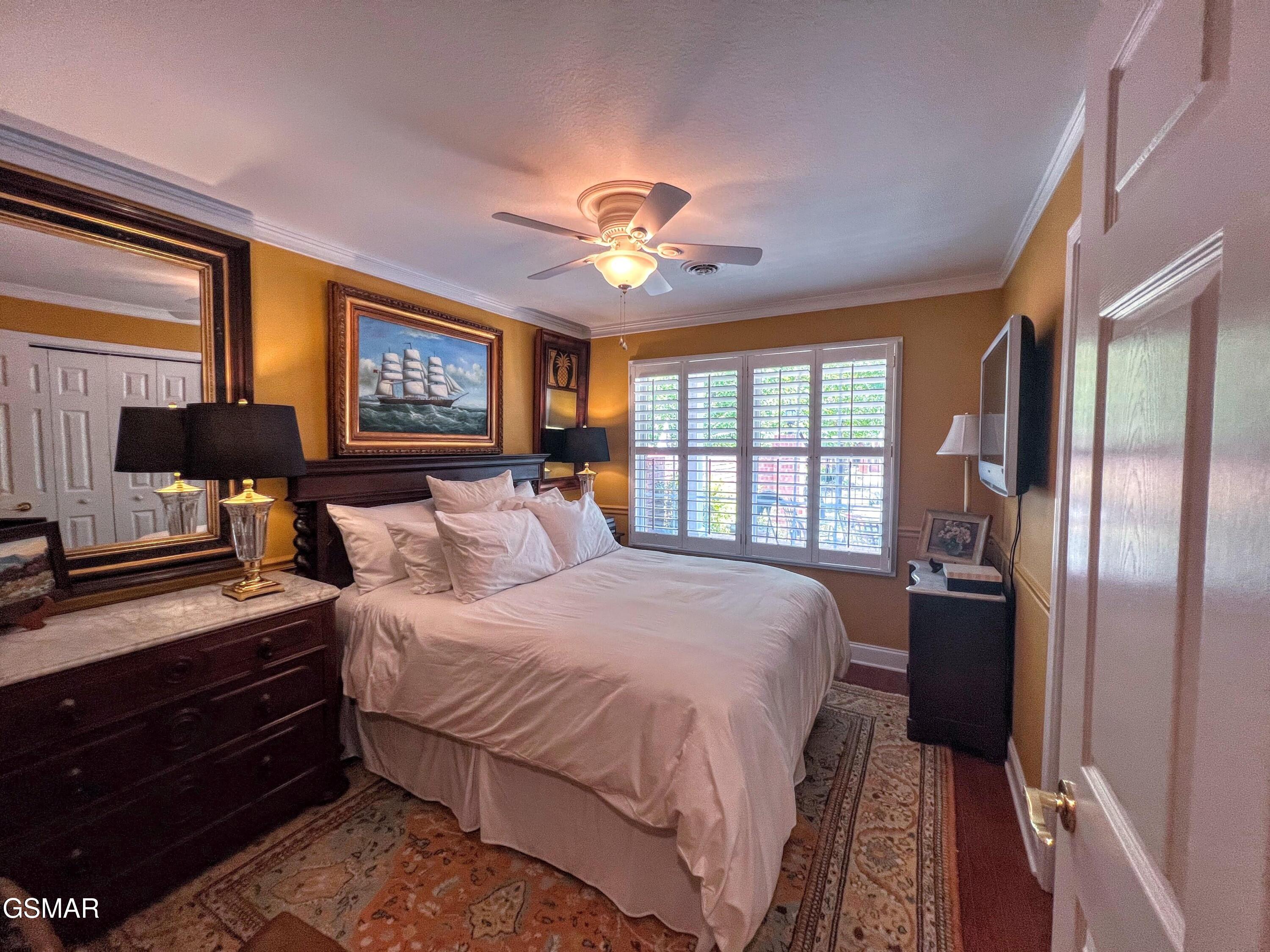 1042 Fine Glen Drive Sevierville TN 37862