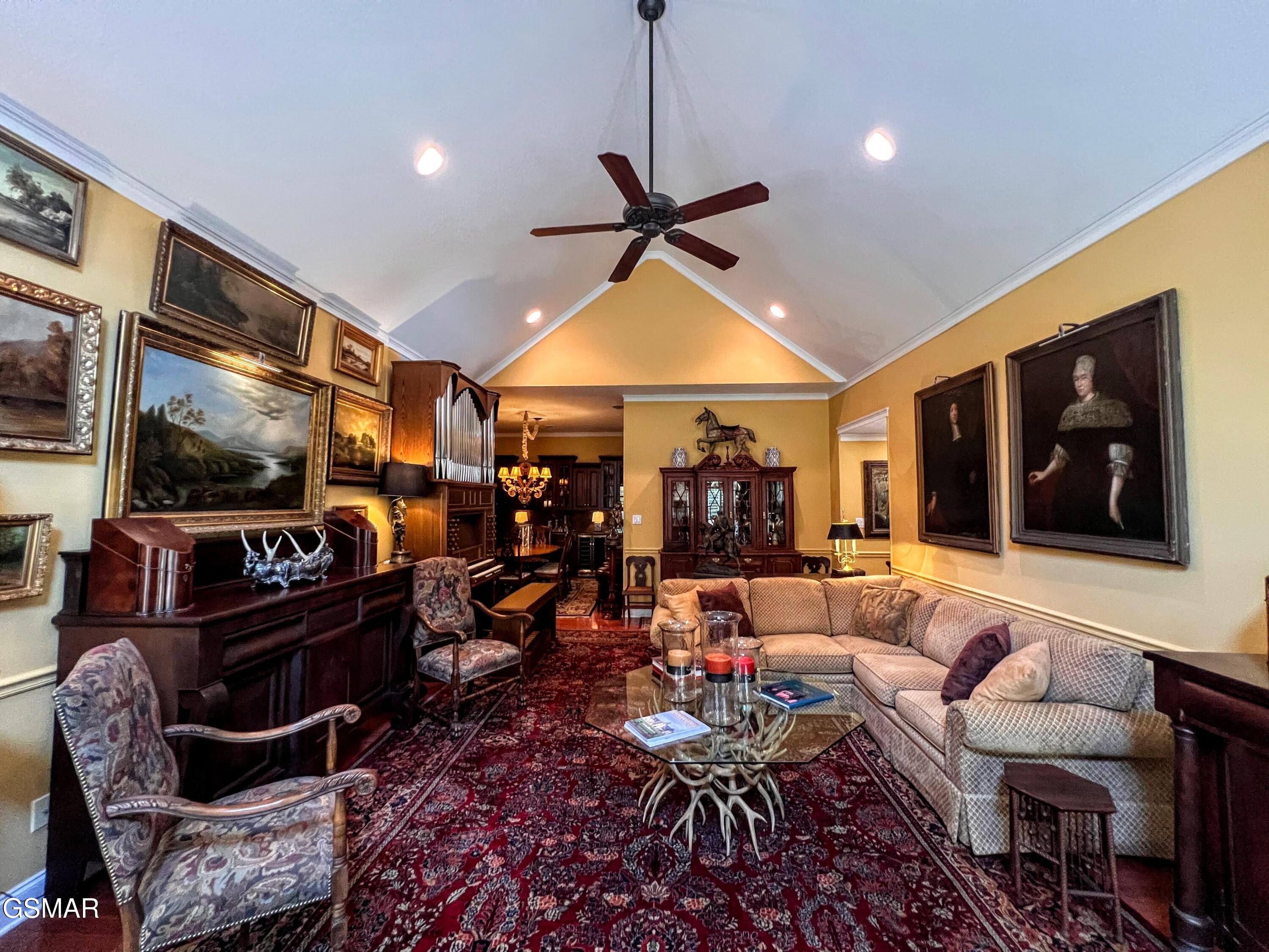 1042 Fine Glen Drive Sevierville TN 37862