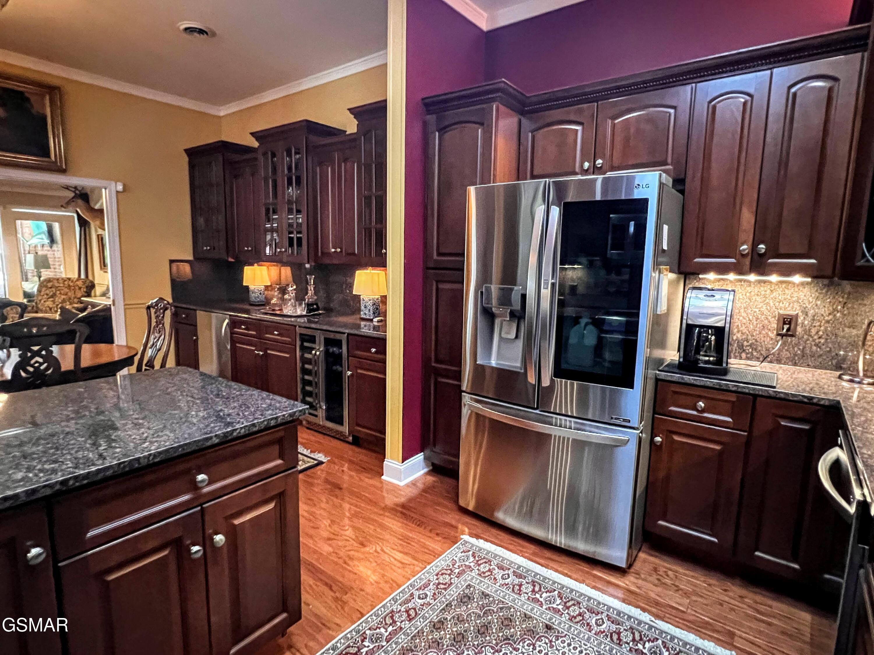 1042 Fine Glen Drive Sevierville TN 37862