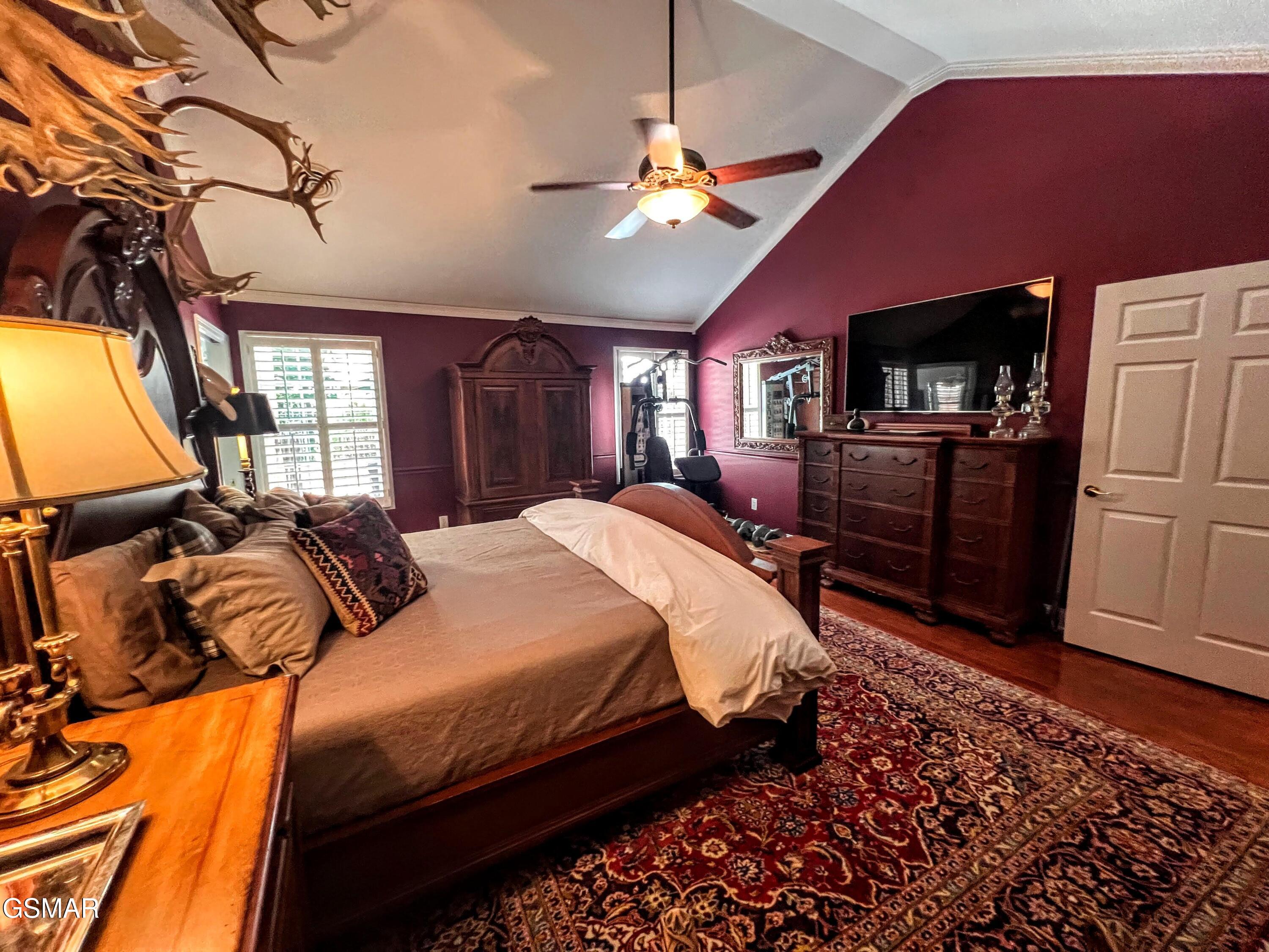 1042 Fine Glen Drive Sevierville TN 37862