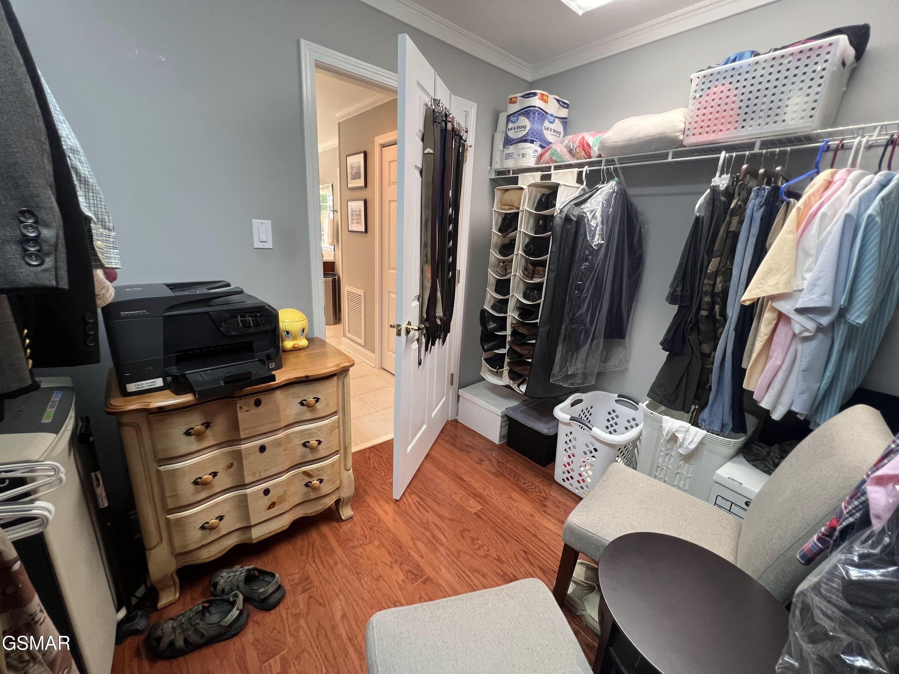 1042 Fine Glen Drive Sevierville TN 37862