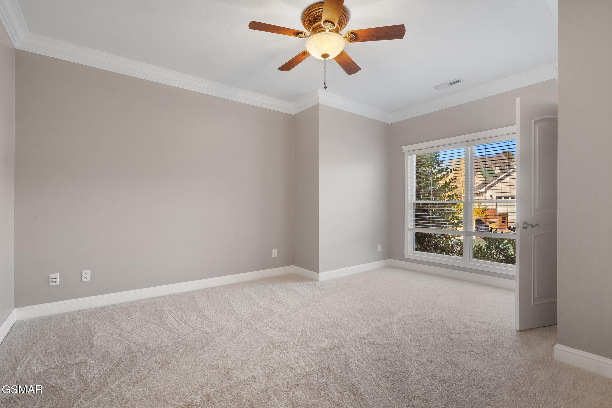 1811 Jordans Creek Way Sevierville TN 37876