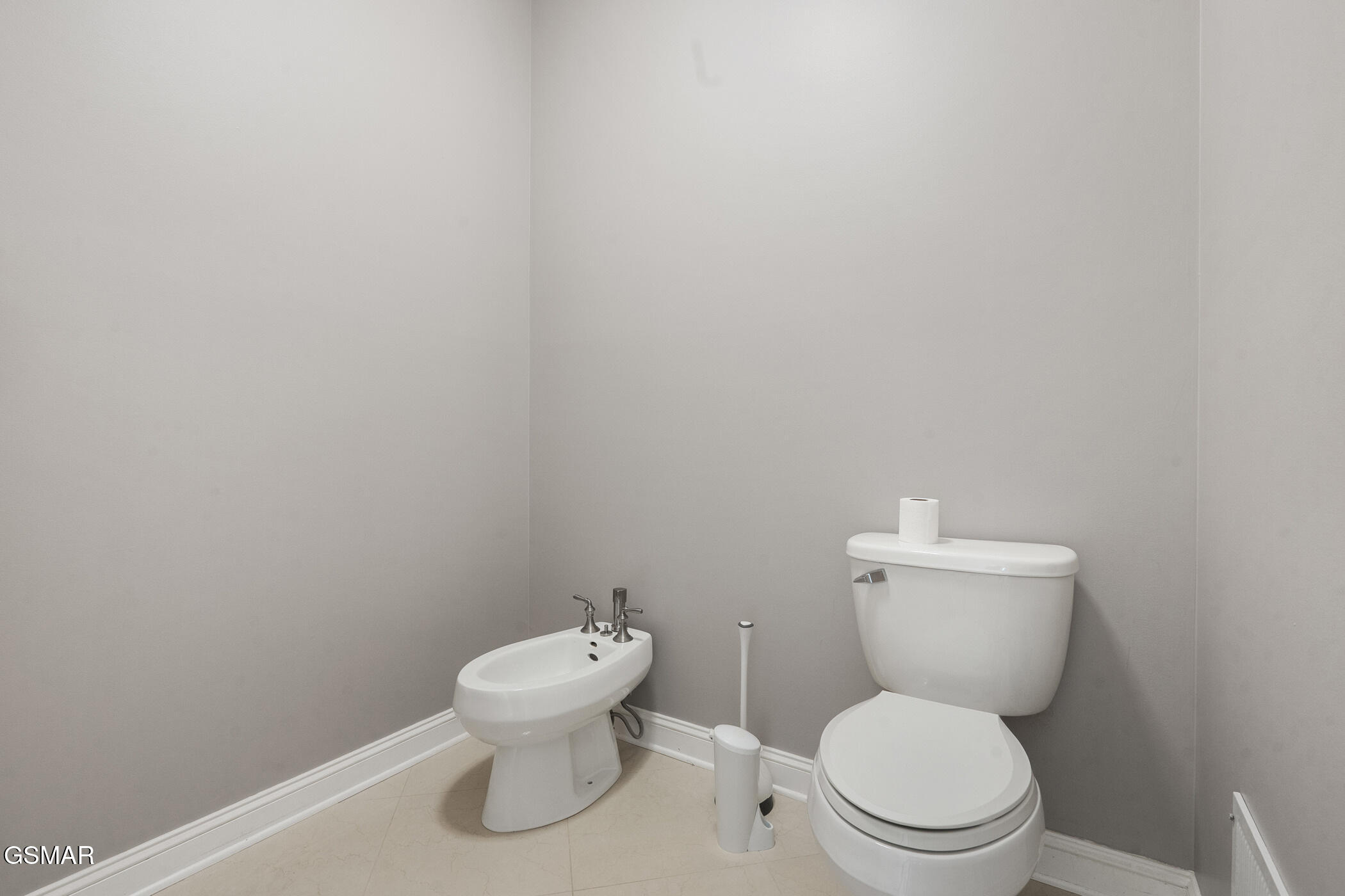 1811 Jordans Creek Way Sevierville TN 37876