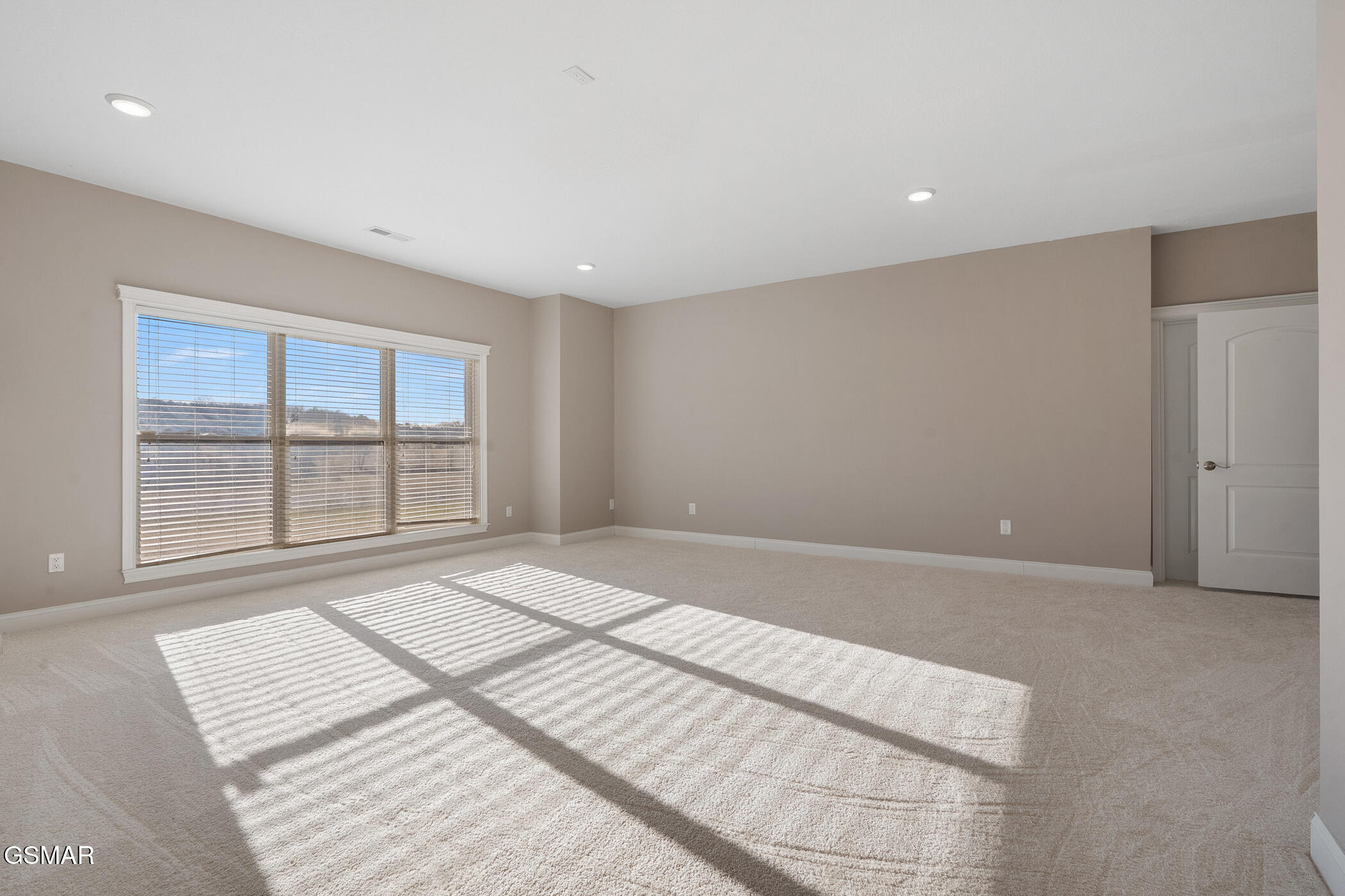 1811 Jordans Creek Way Sevierville TN 37876