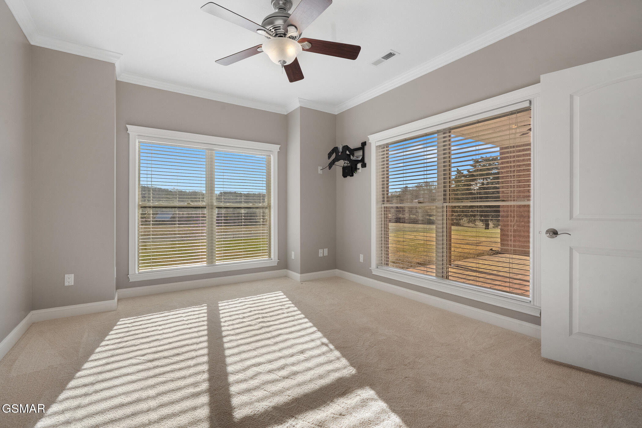 1811 Jordans Creek Way Sevierville TN 37876