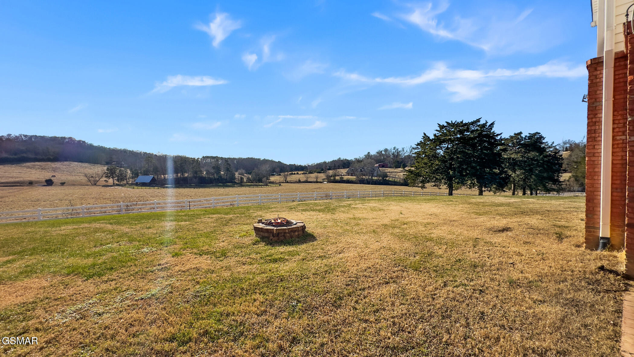 1811 Jordans Creek Way Sevierville TN 37876