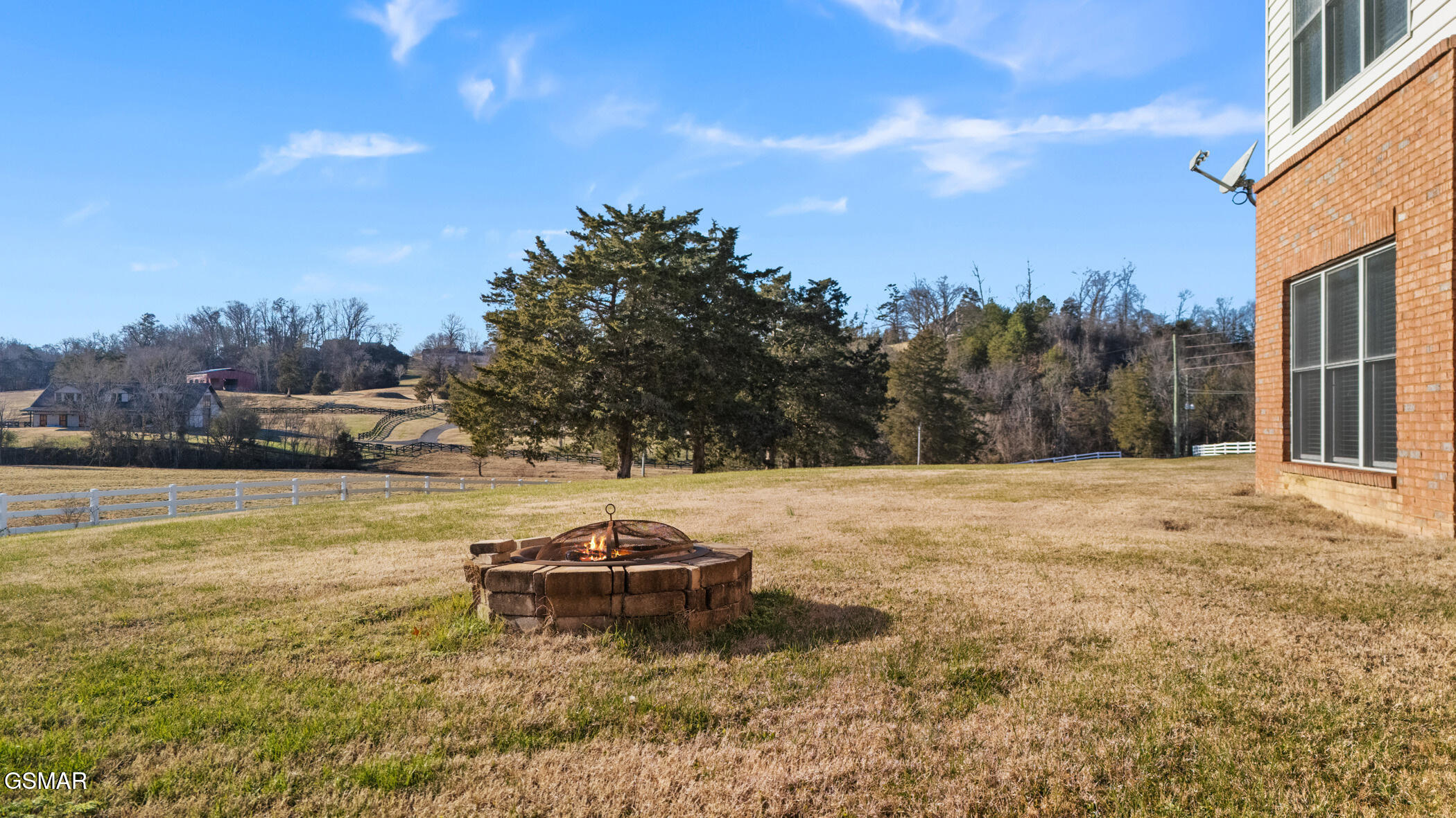 1811 Jordans Creek Way Sevierville TN 37876