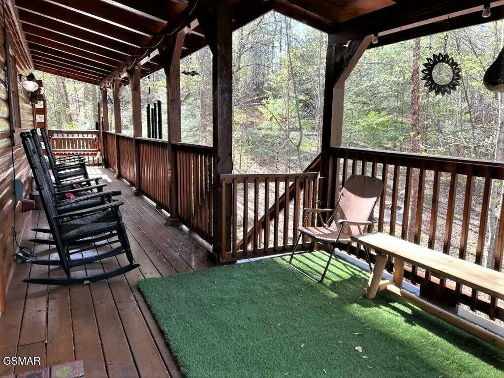 3958 Ole Smoky Way Sevierville TN 37862