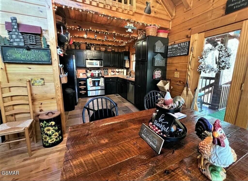 3958 Ole Smoky Way Sevierville TN 37862