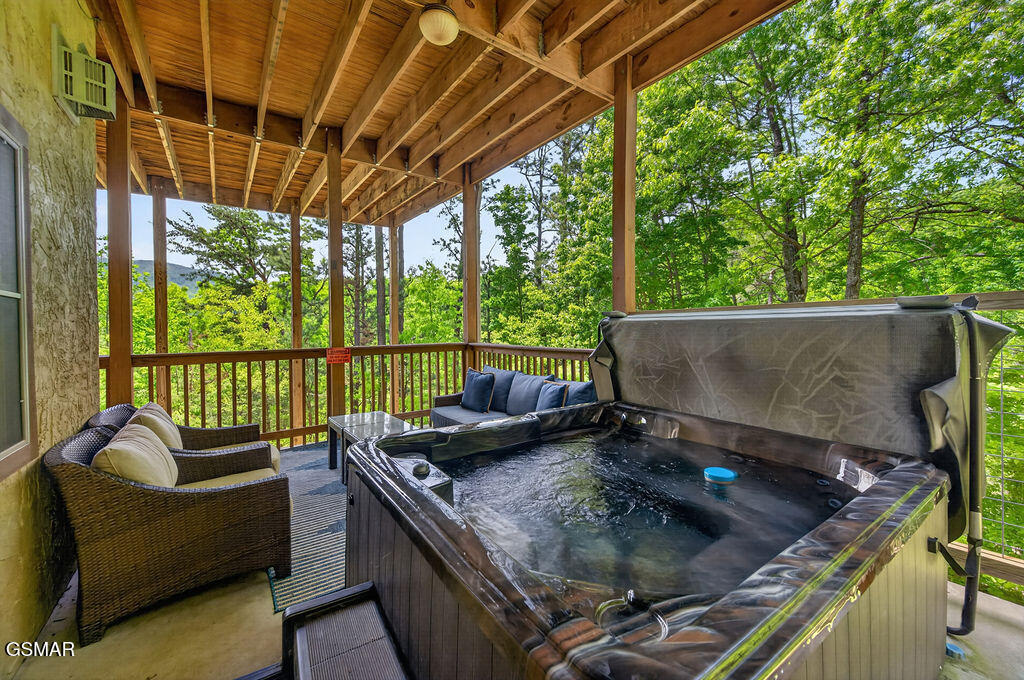 967 Scenic Trail Gatlinburg TN 37738