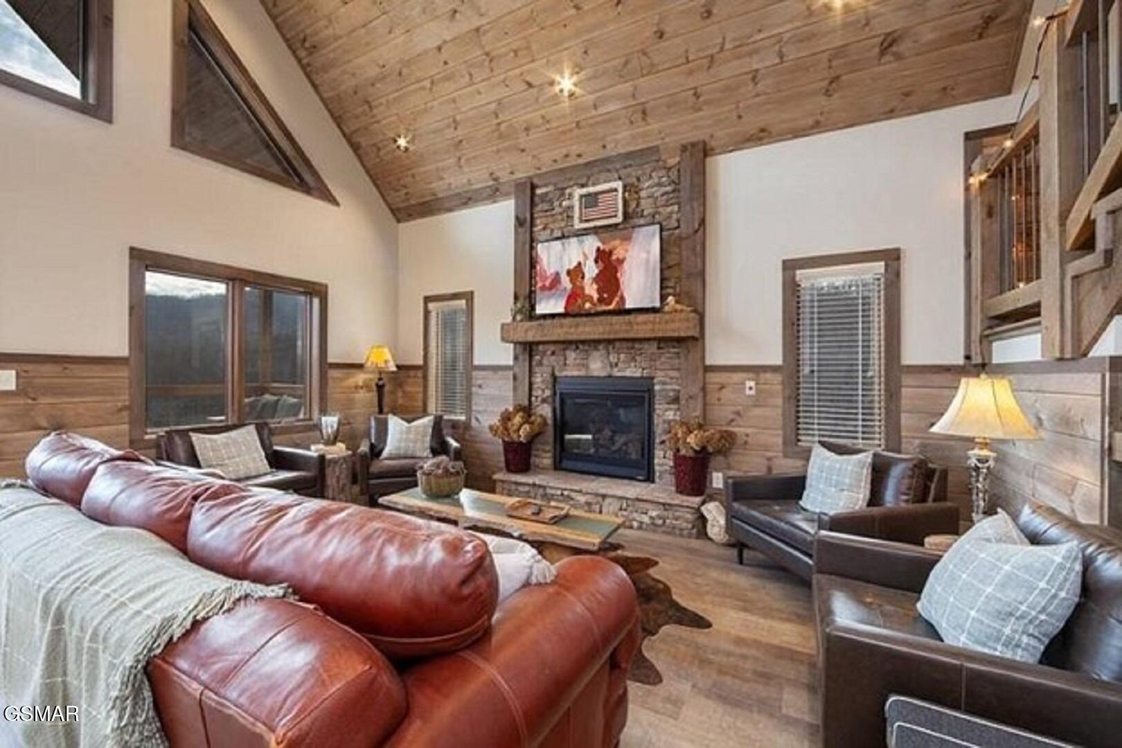 1563 Mountain Dreams Way Sevierville TN 37862