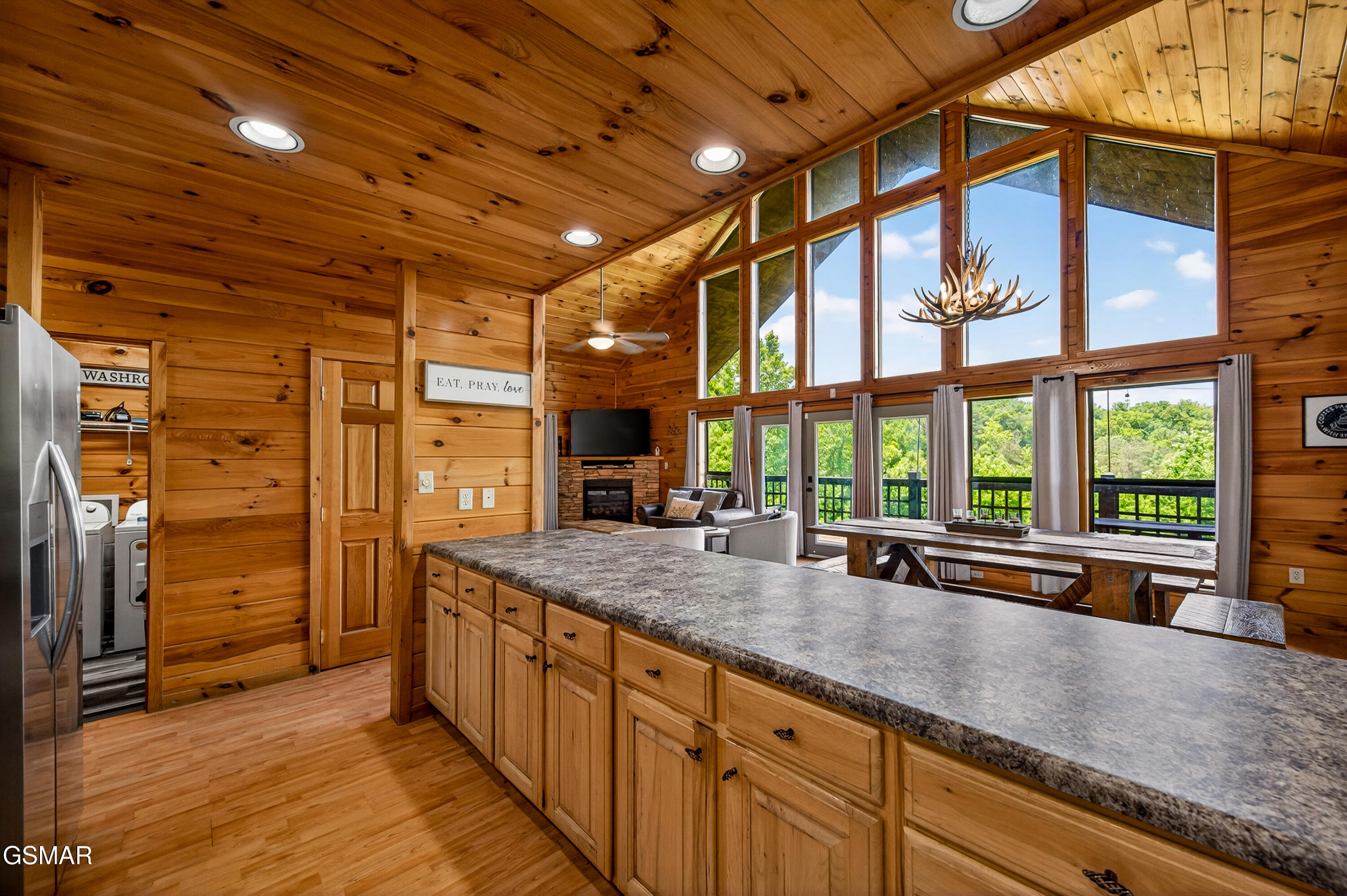 2428 Breezy Road Sevierville TN 37876