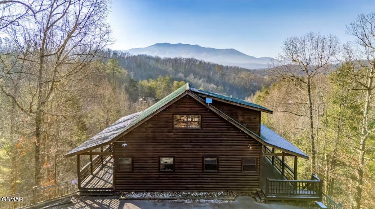 2428 Breezy Road Sevierville TN 37876