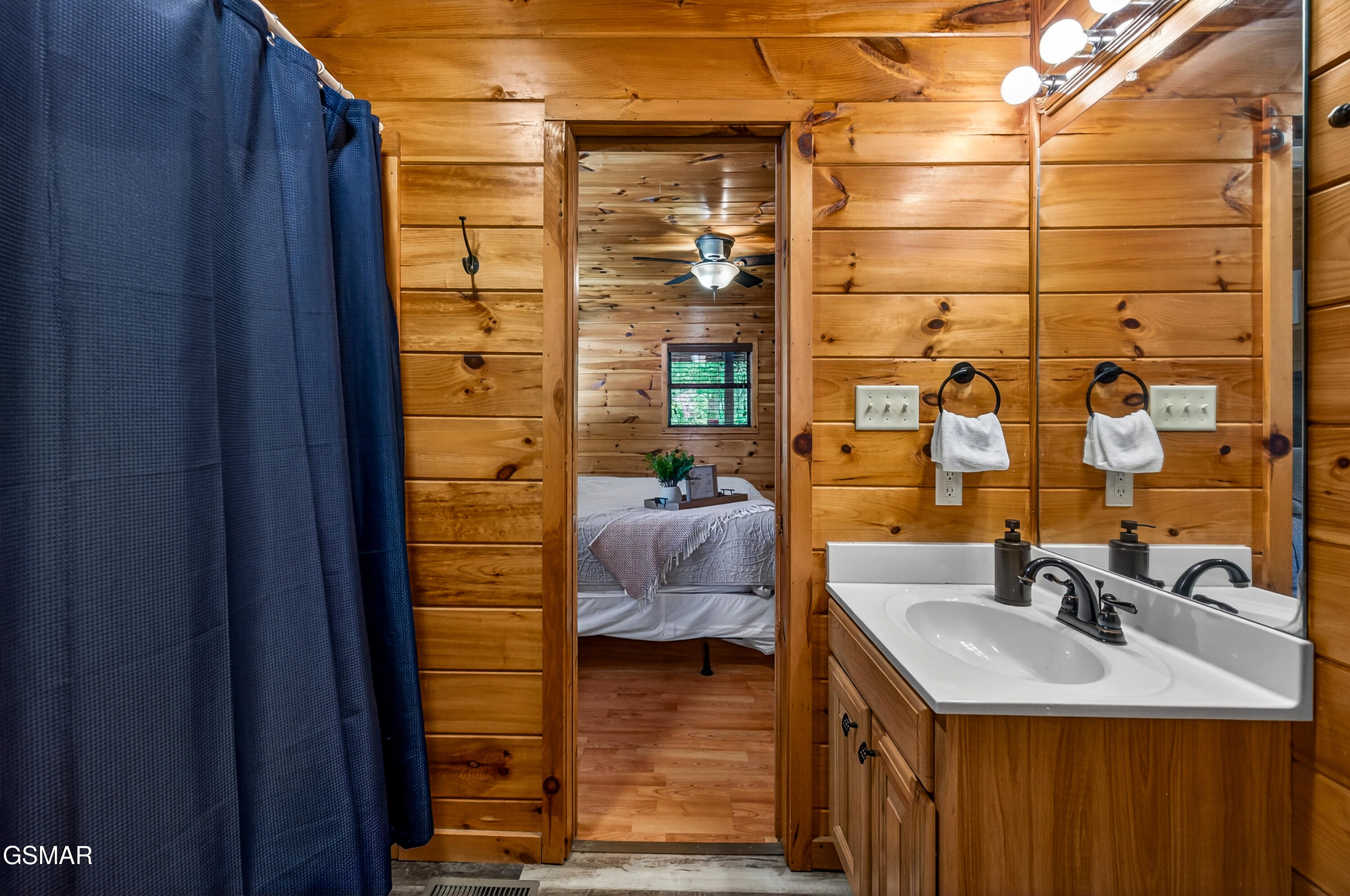 2428 Breezy Road Sevierville TN 37876