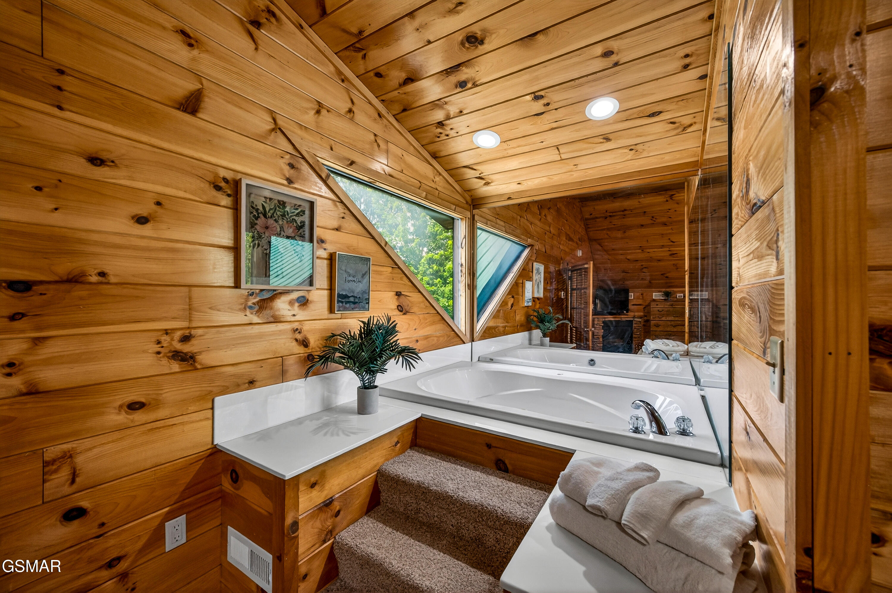 2428 Breezy Road Sevierville TN 37876