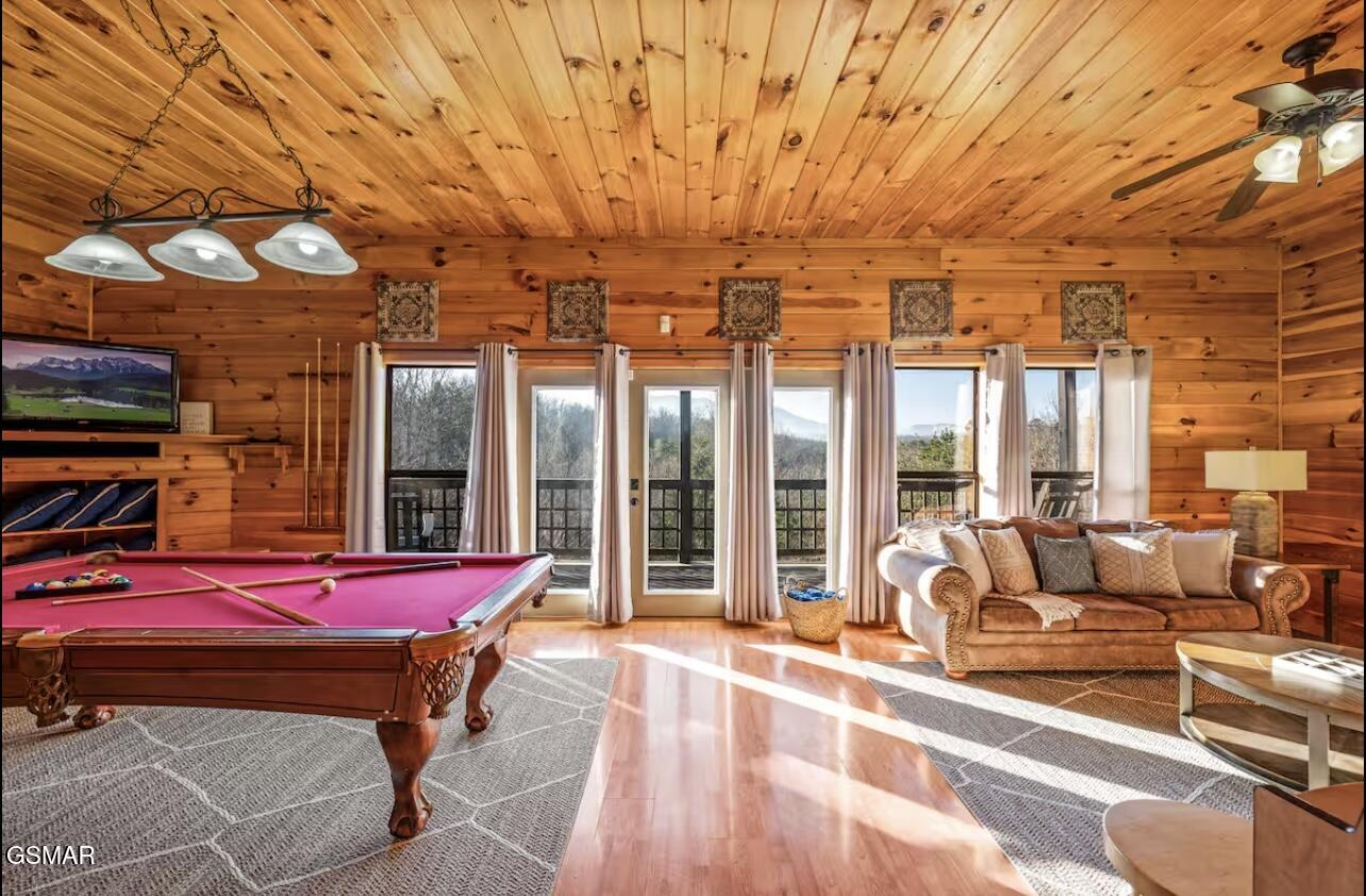 2428 Breezy Road Sevierville TN 37876