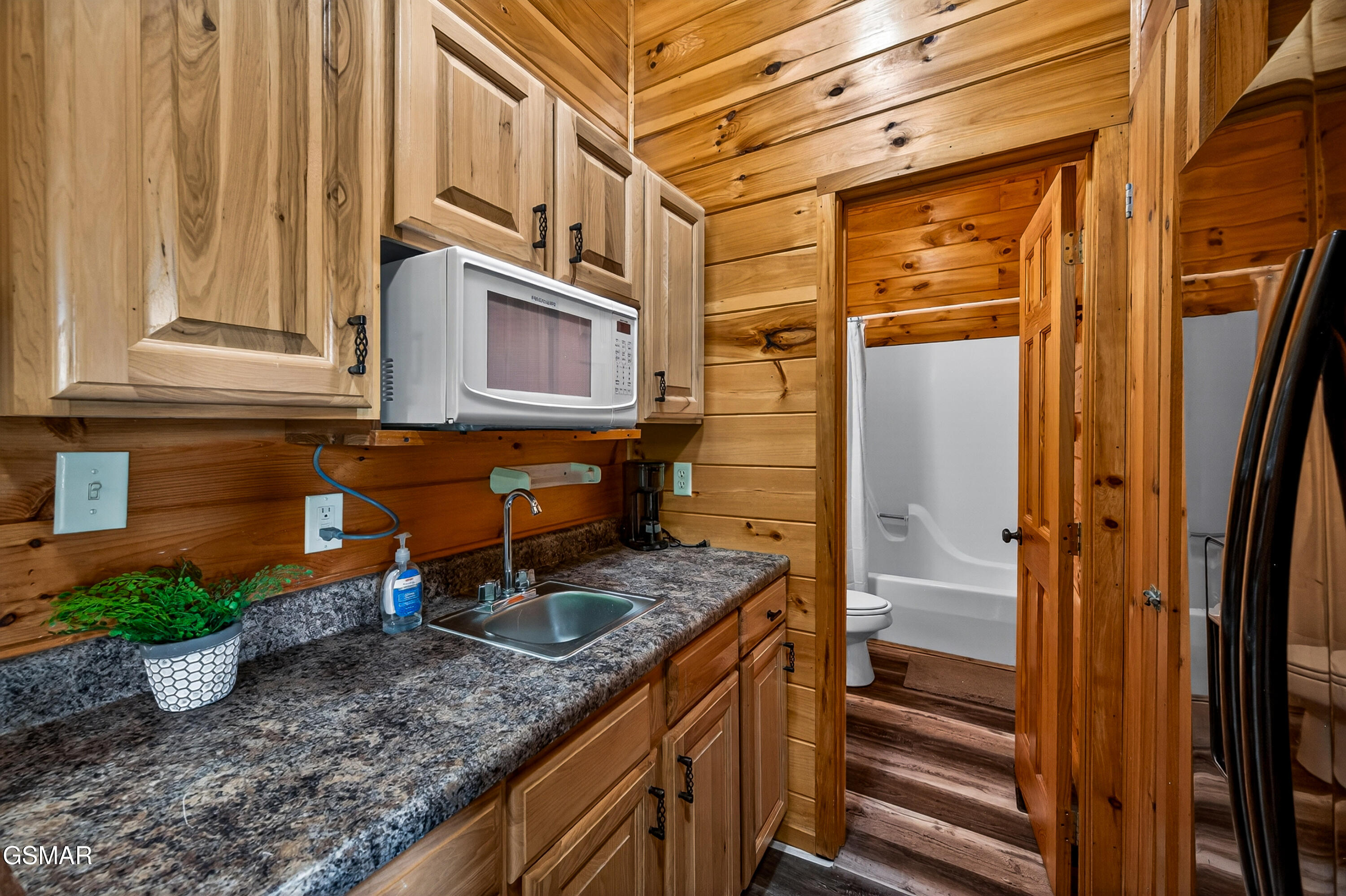 2428 Breezy Road Sevierville TN 37876