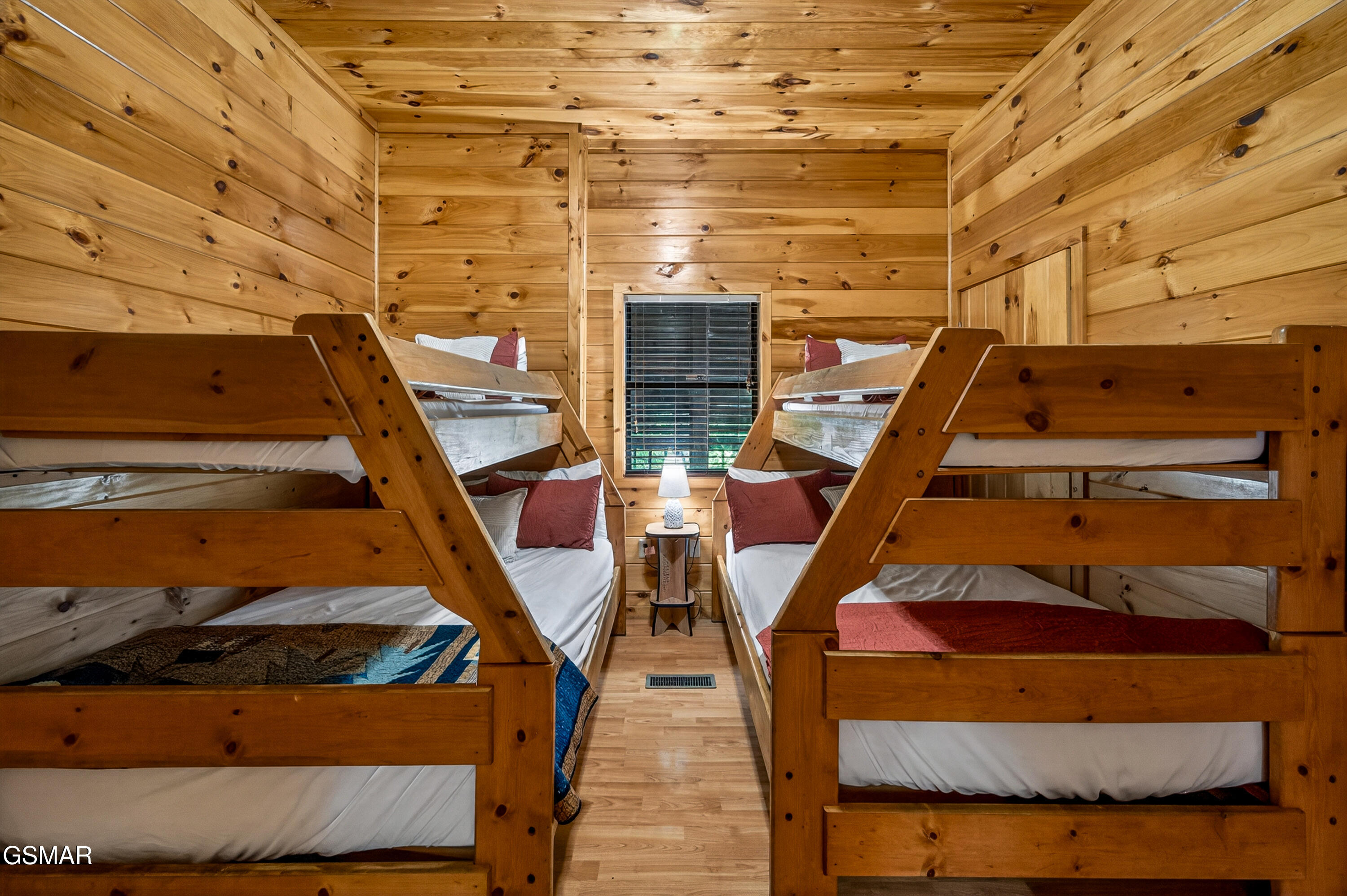 2428 Breezy Road Sevierville TN 37876