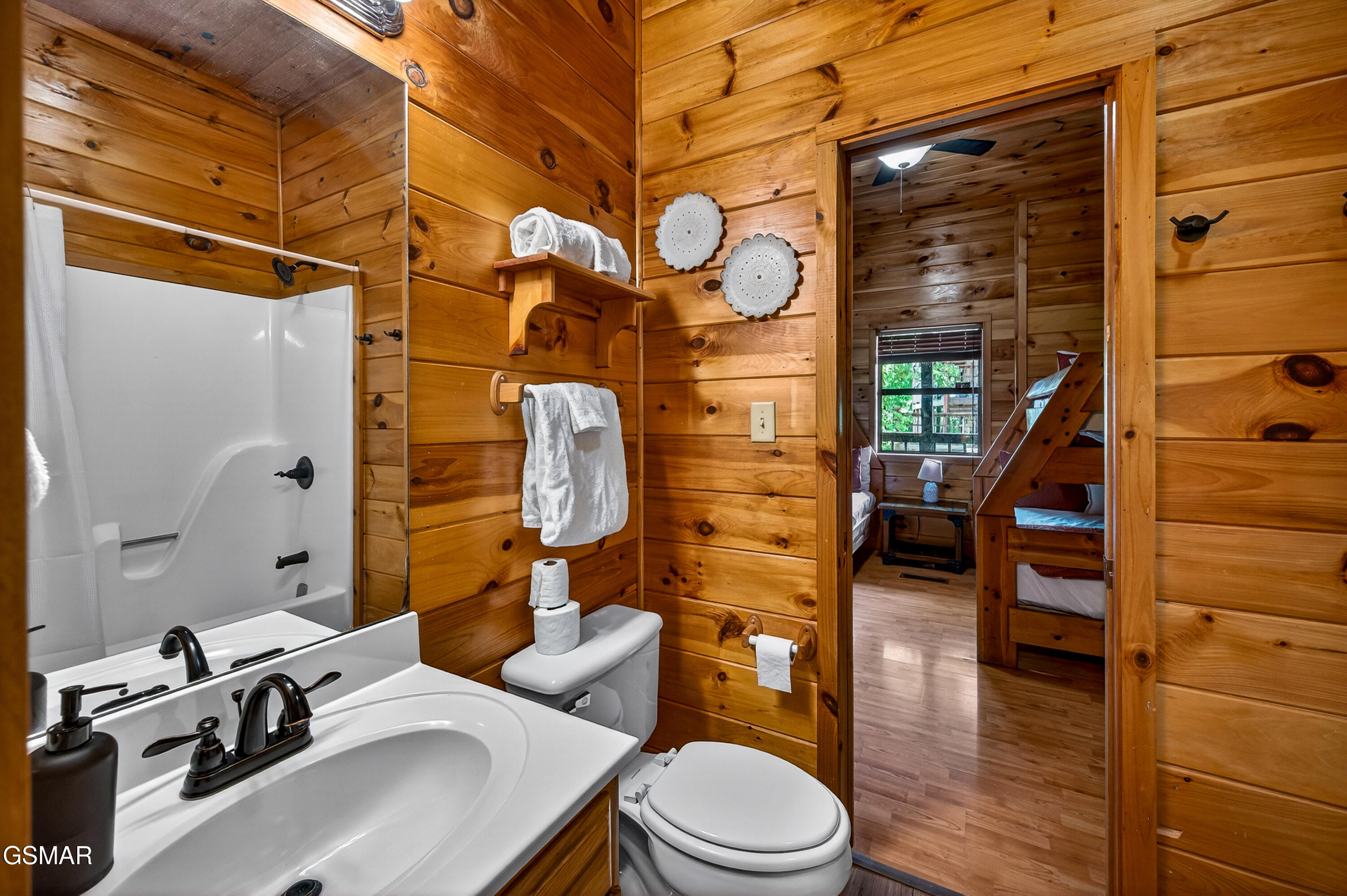 2428 Breezy Road Sevierville TN 37876