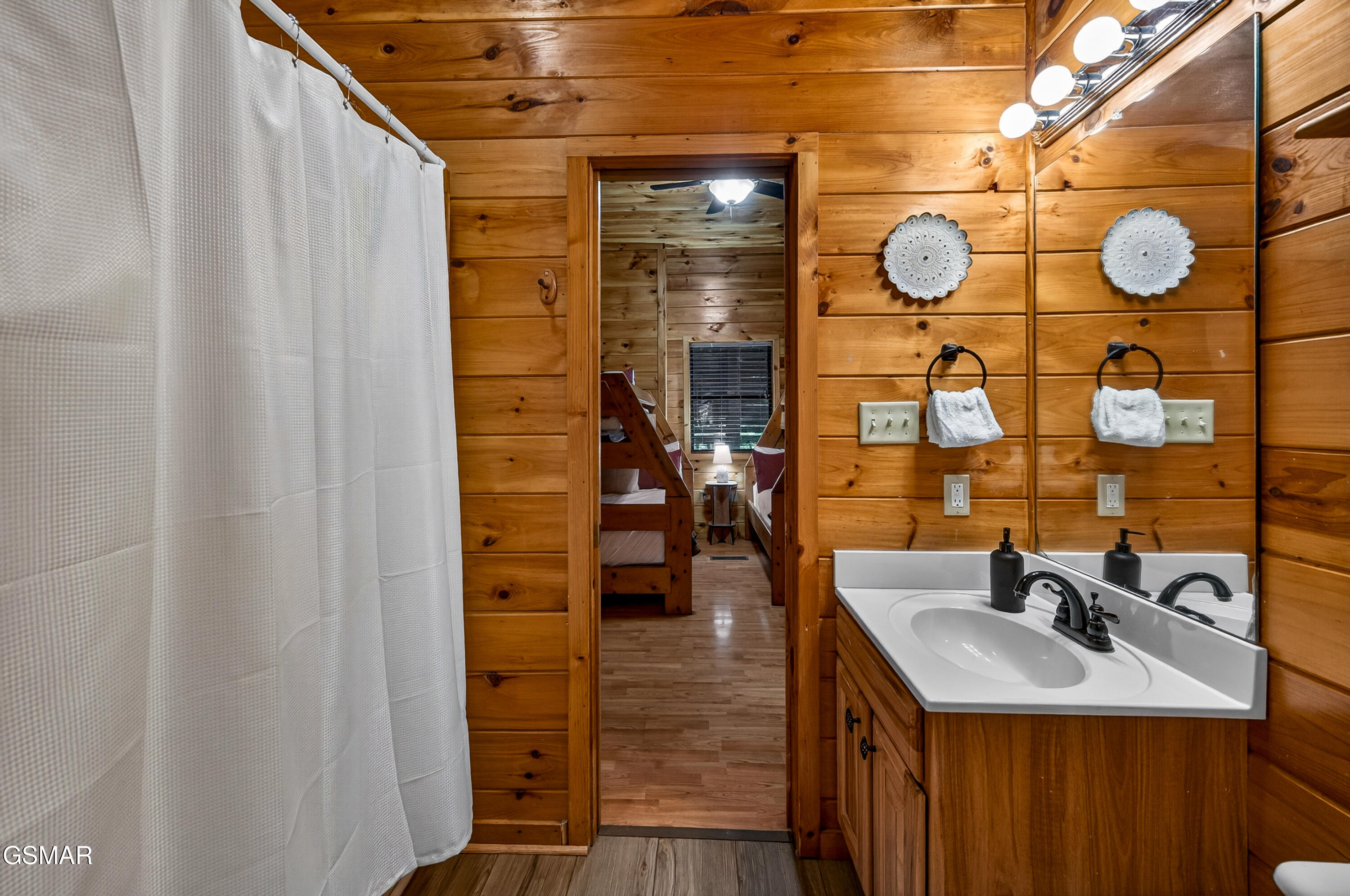 2428 Breezy Road Sevierville TN 37876