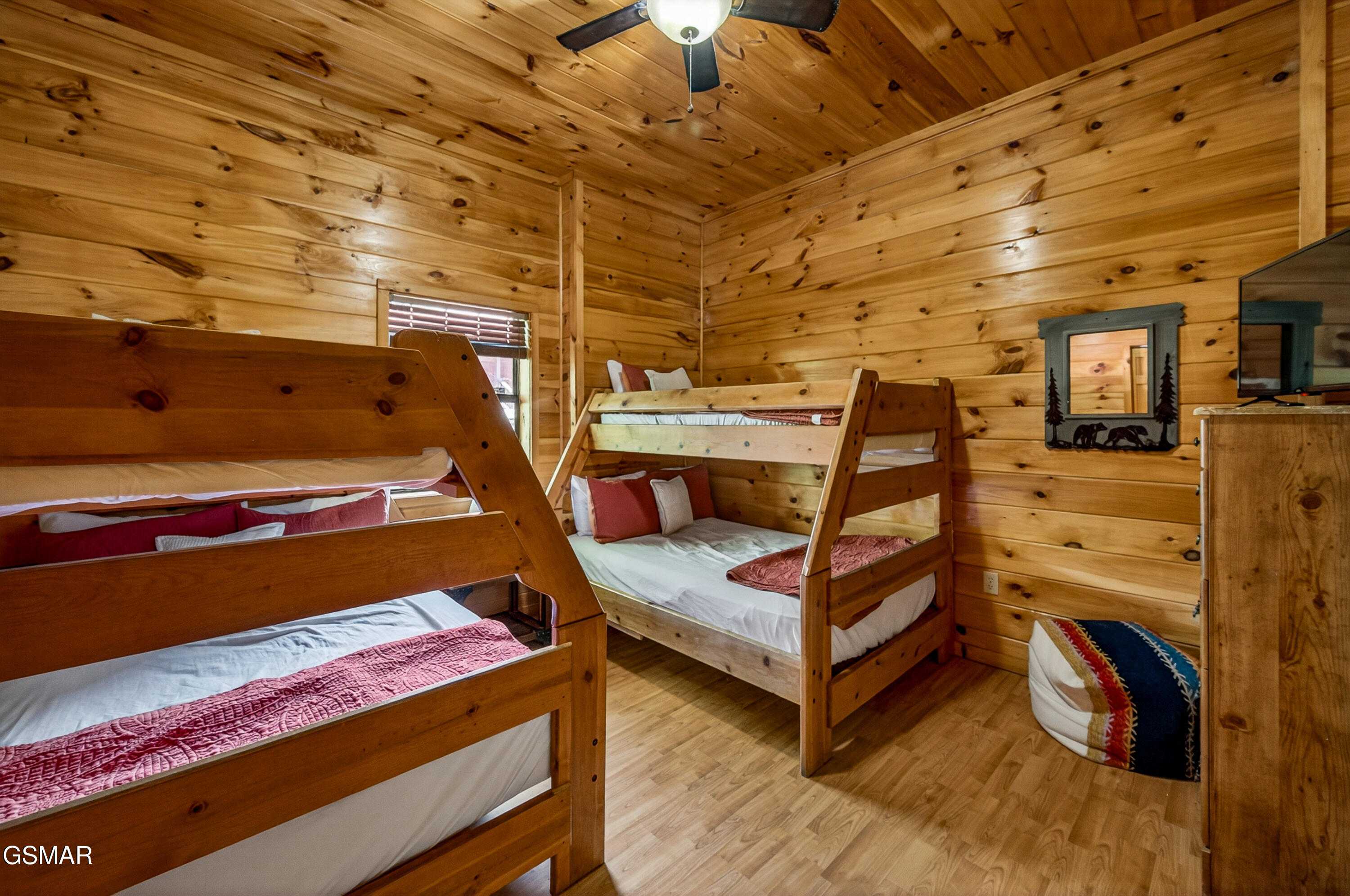 2428 Breezy Road Sevierville TN 37876