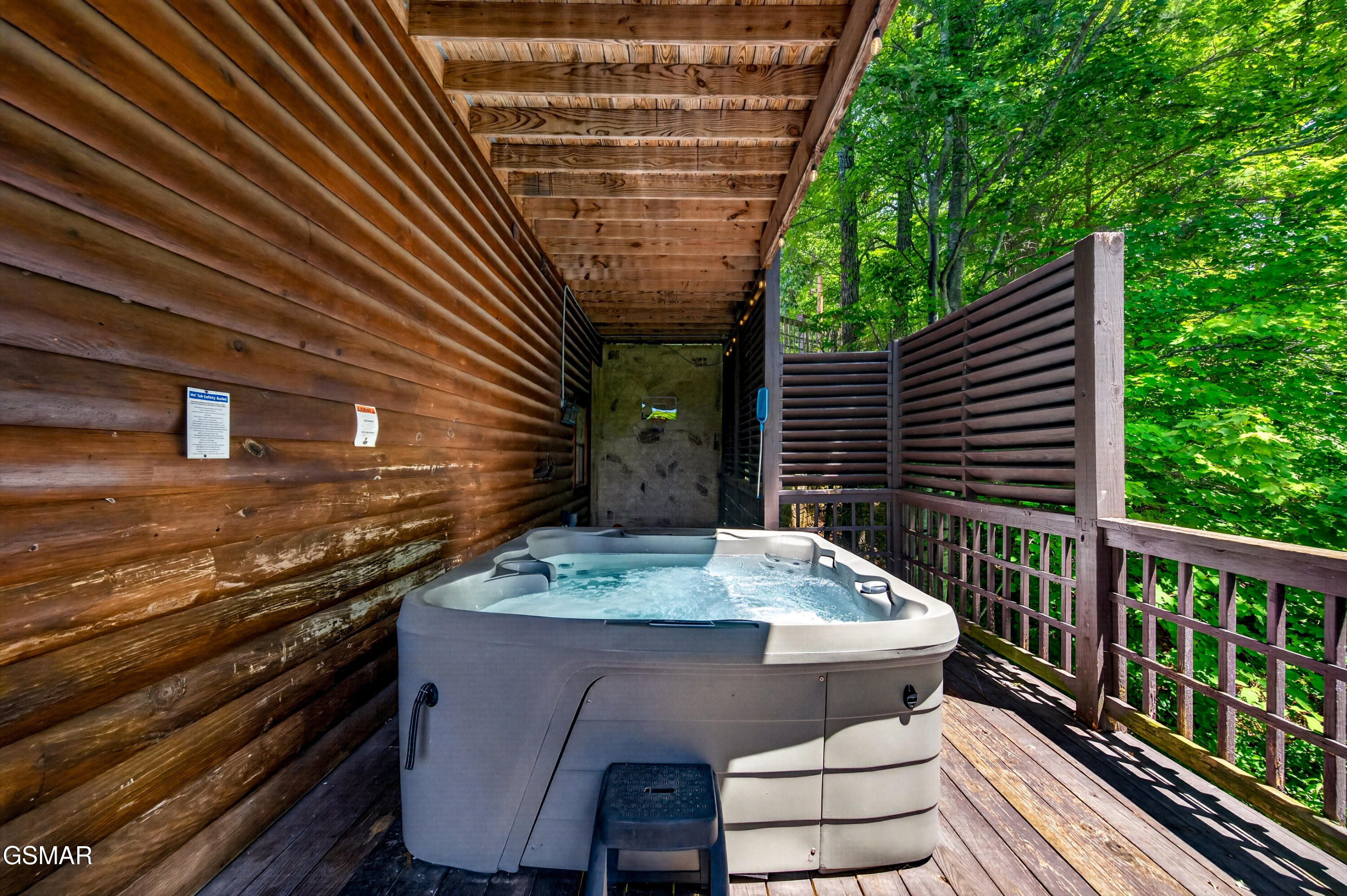 2428 Breezy Road Sevierville TN 37876
