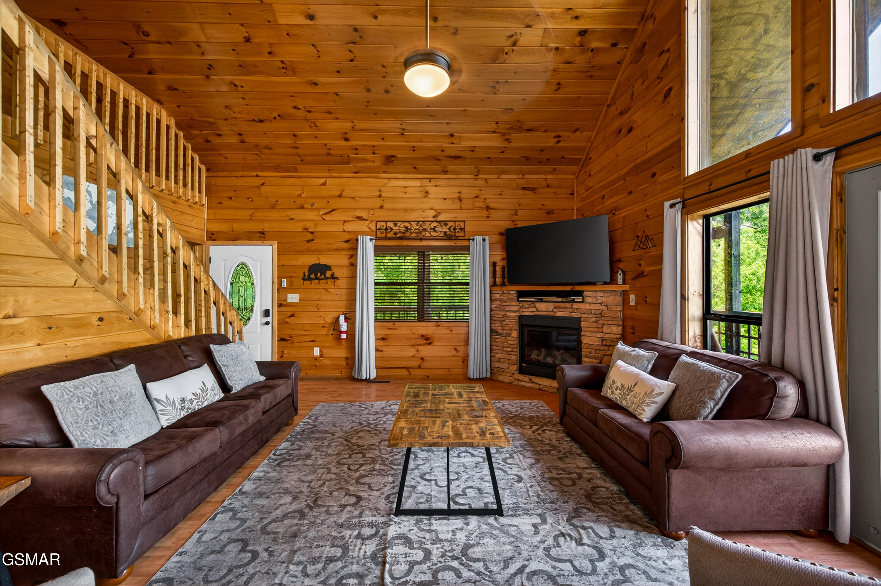 2428 Breezy Road Sevierville TN 37876