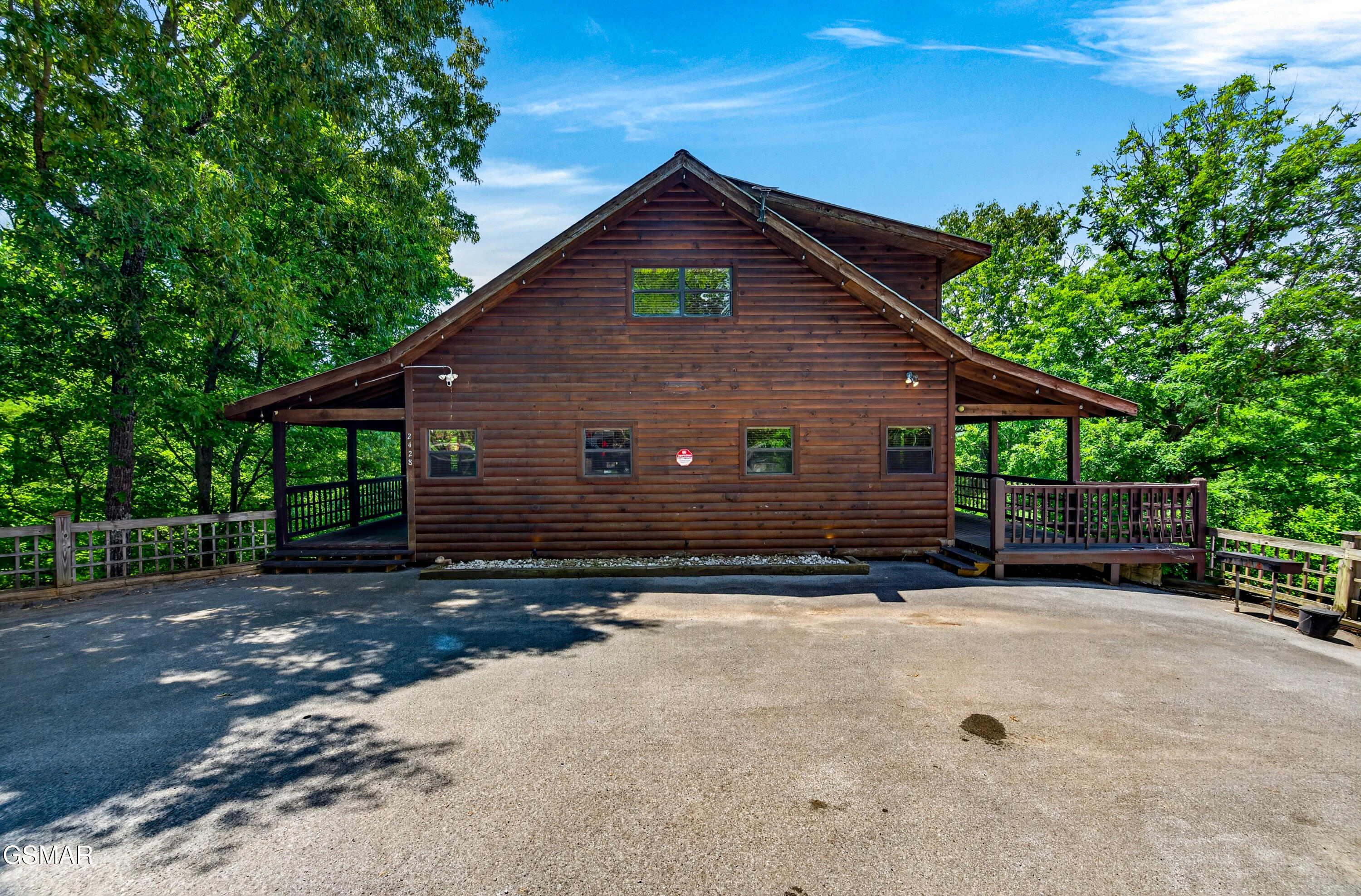 2428 Breezy Road Sevierville TN 37876
