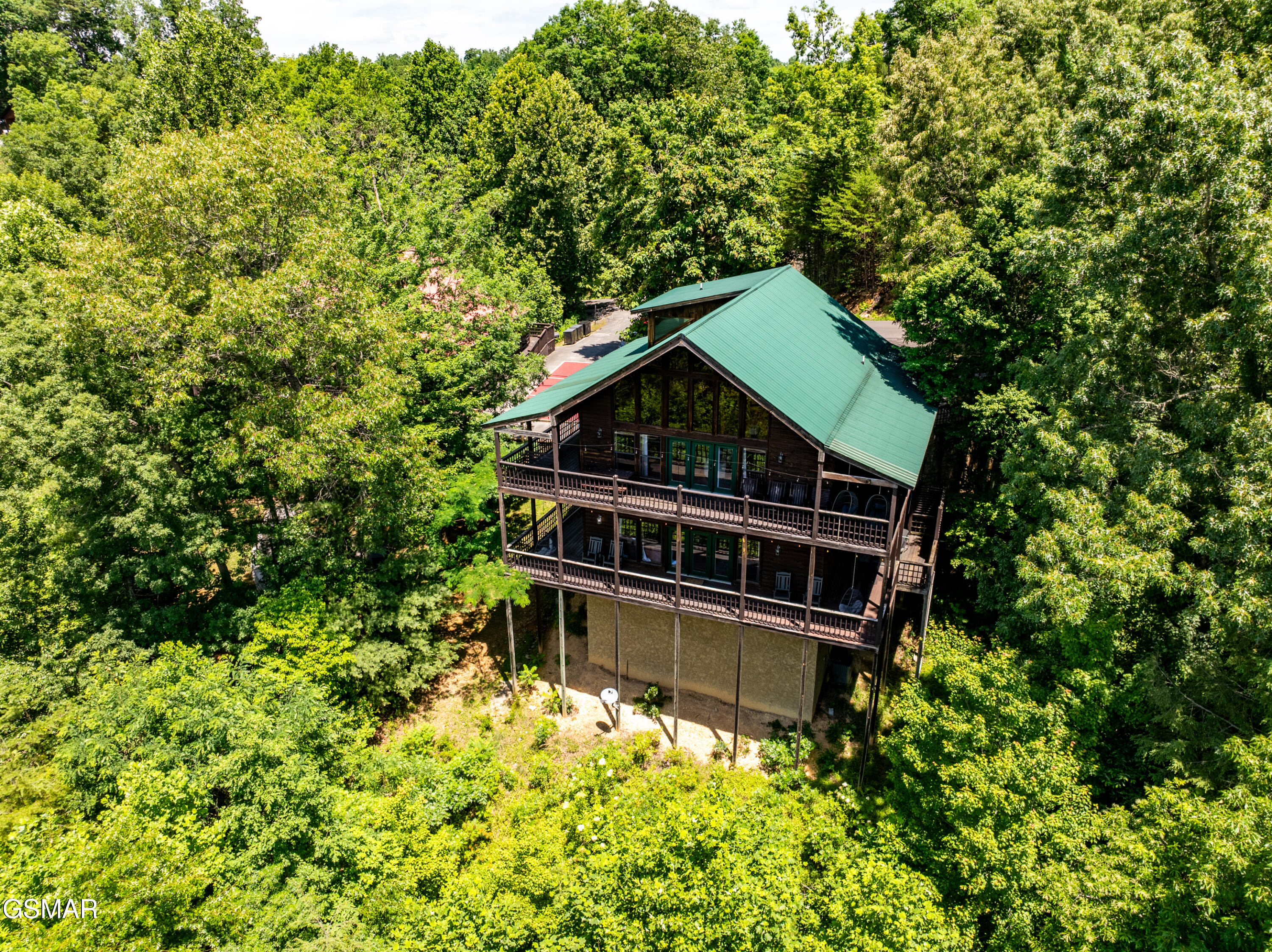 2428 Breezy Road Sevierville TN 37876