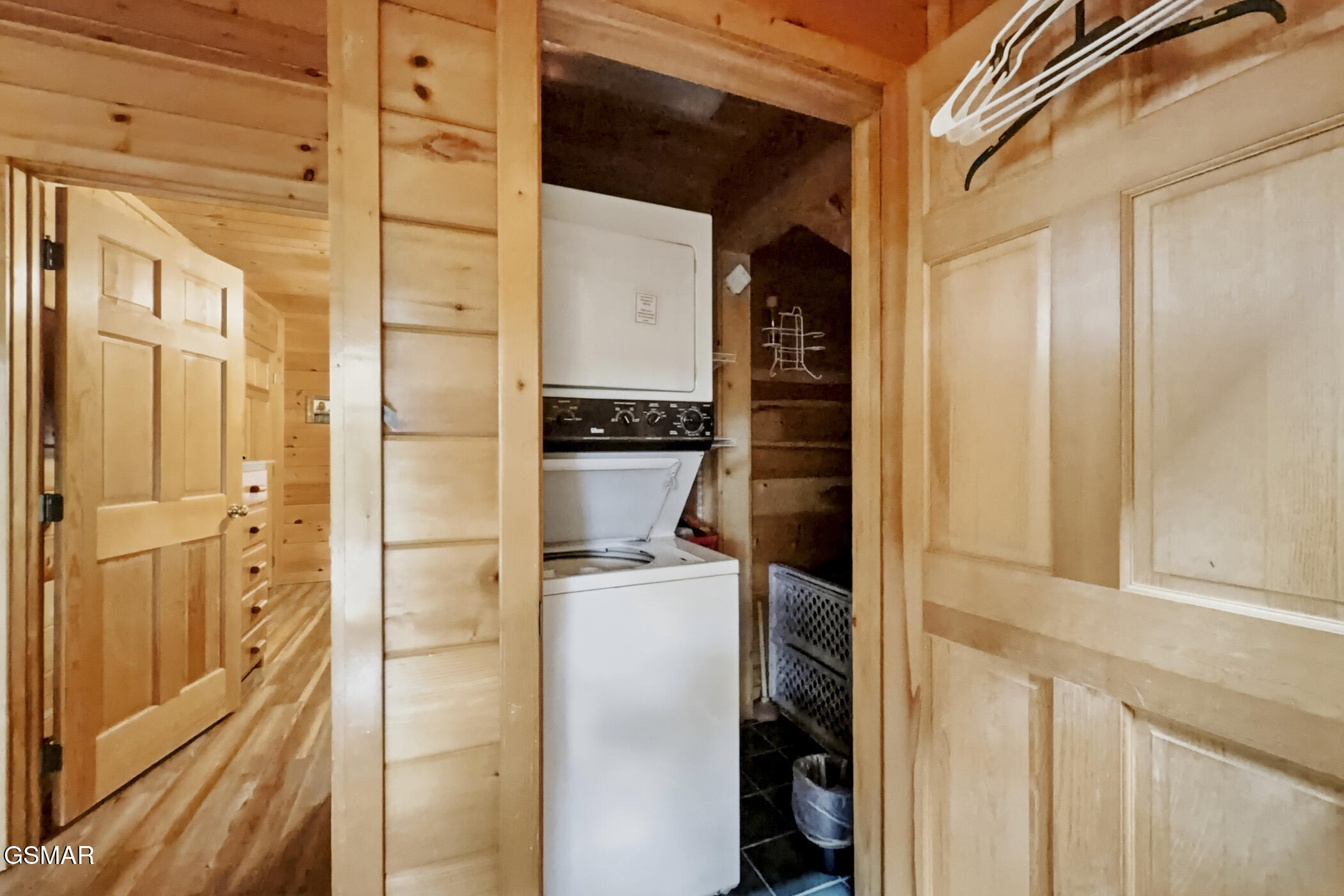 2015 Ridgecrest Loop Way Sevierville TN 37876