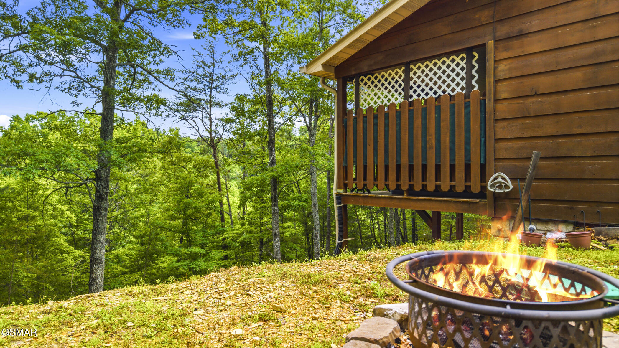 2015 Ridgecrest Loop Way Sevierville TN 37876