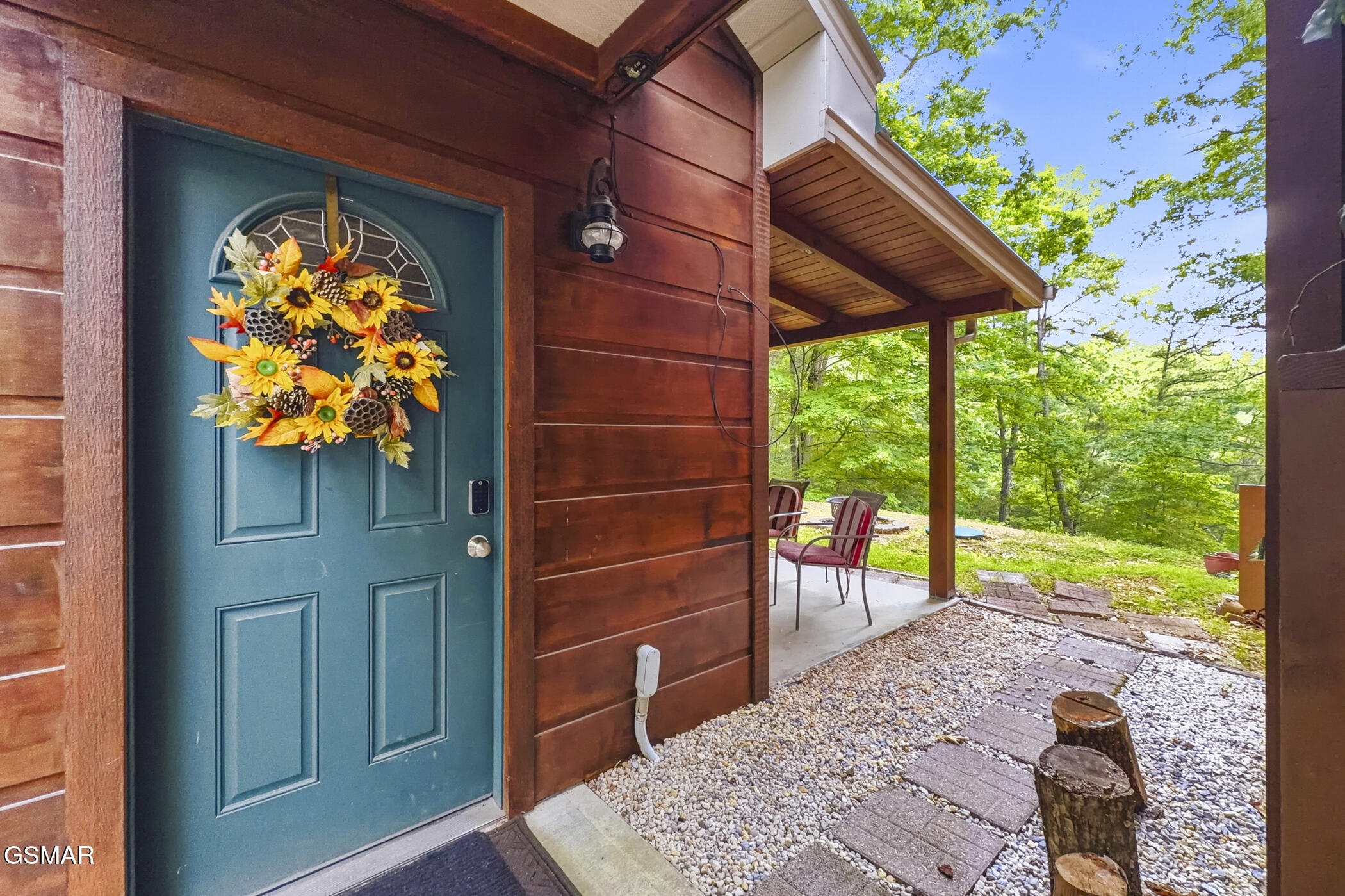 2015 Ridgecrest Loop Way Sevierville TN 37876
