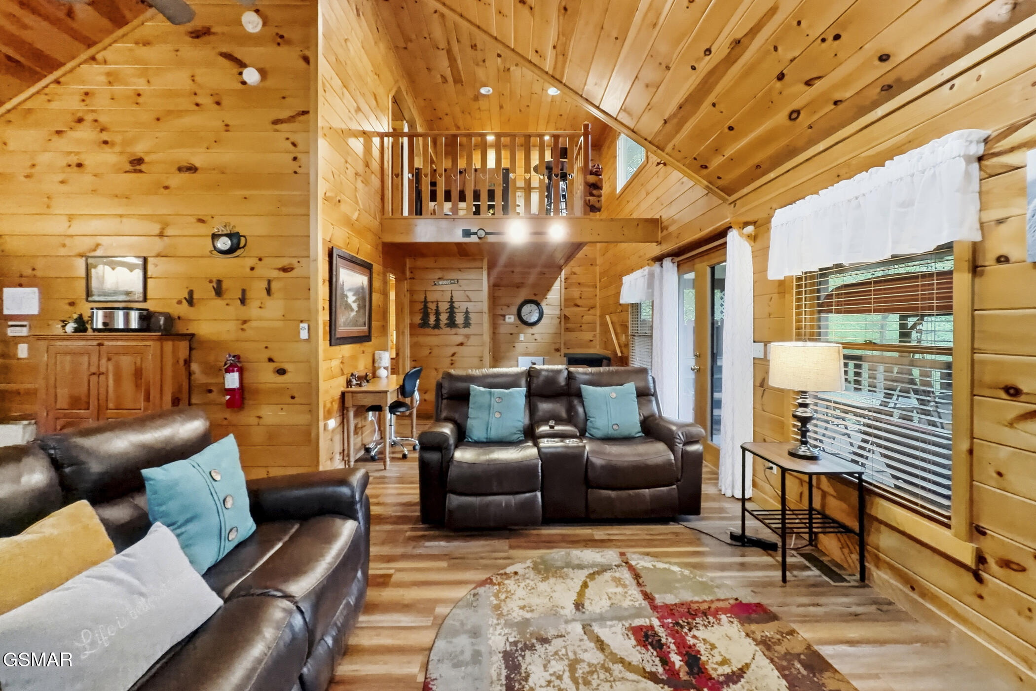 2015 Ridgecrest Loop Way Sevierville TN 37876