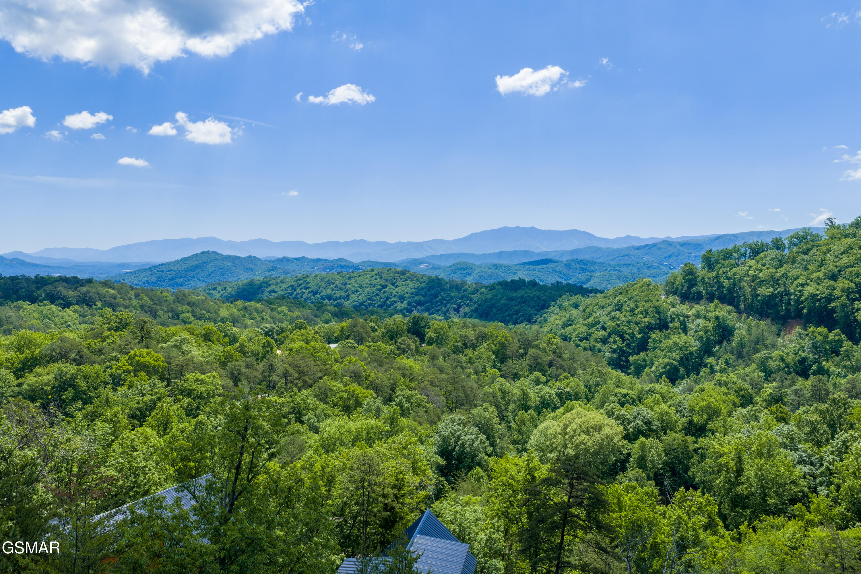 2133 Rising Fawn Way Sevierville TN 37876