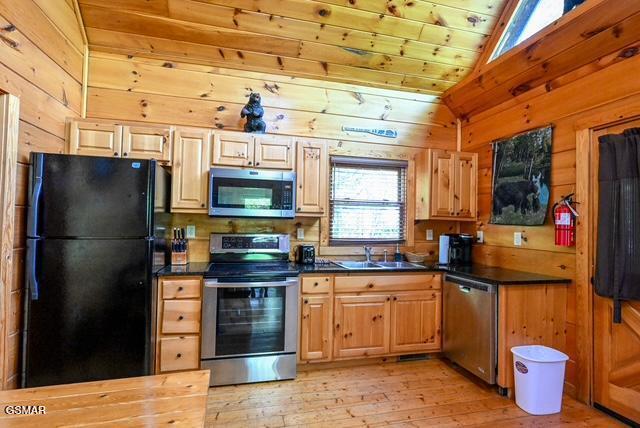 1920 Buckeye View Way Sevierville TN 37876