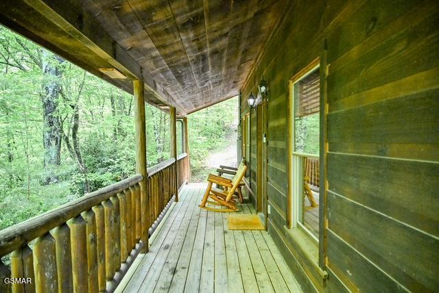 1920 Buckeye View Way Sevierville TN 37876