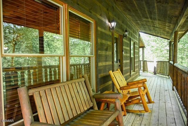 1920 Buckeye View Way Sevierville TN 37876