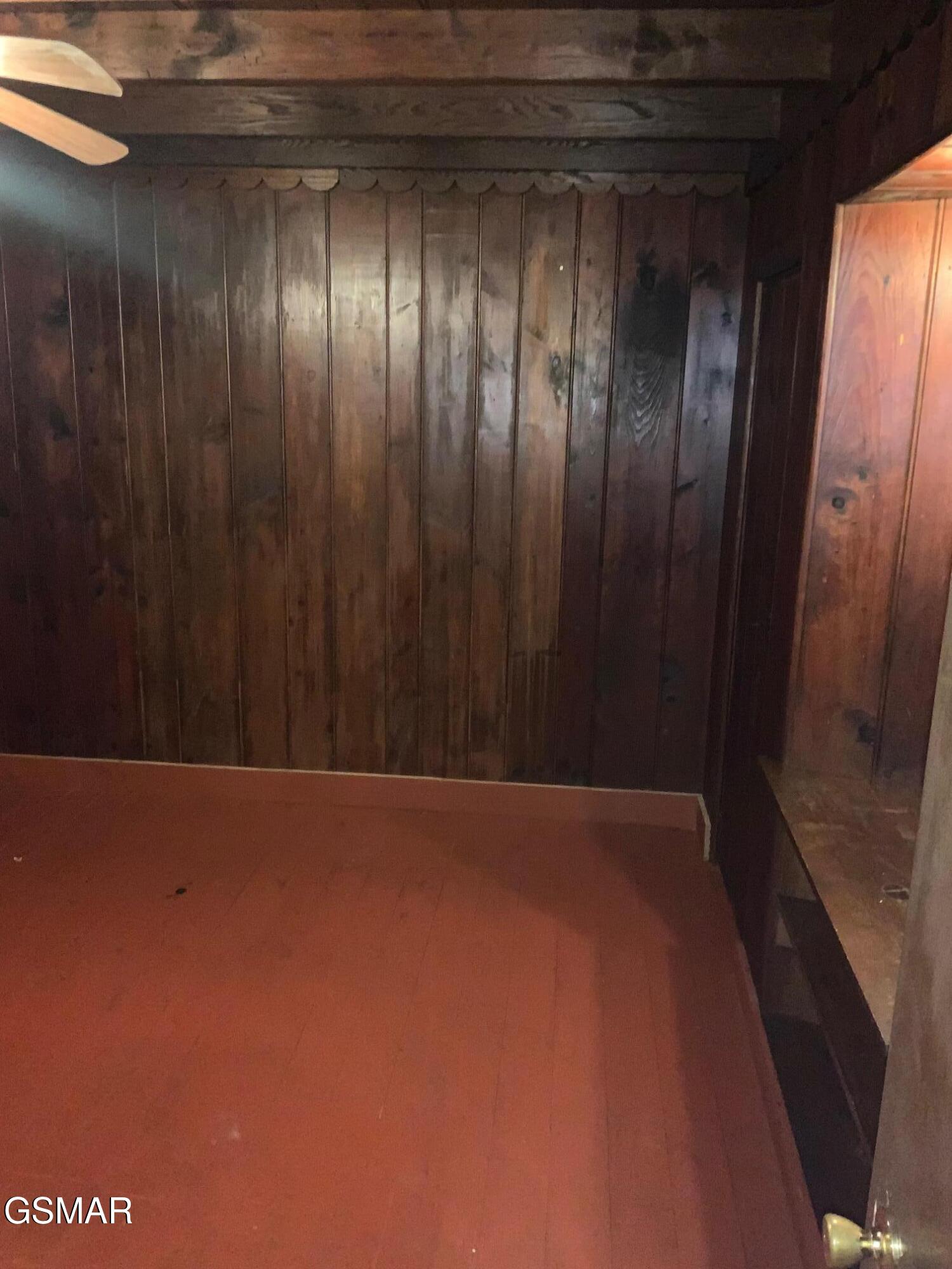 517 Laurel Avenue Gatlinburg TN 37738