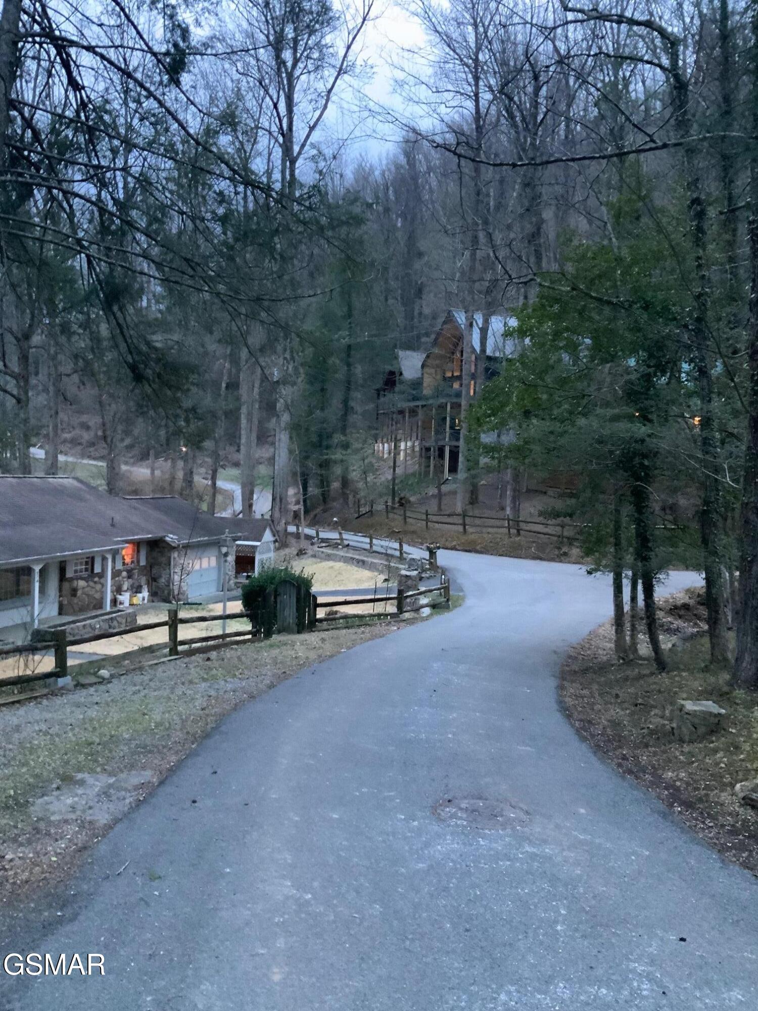 517 Laurel Avenue Gatlinburg TN 37738