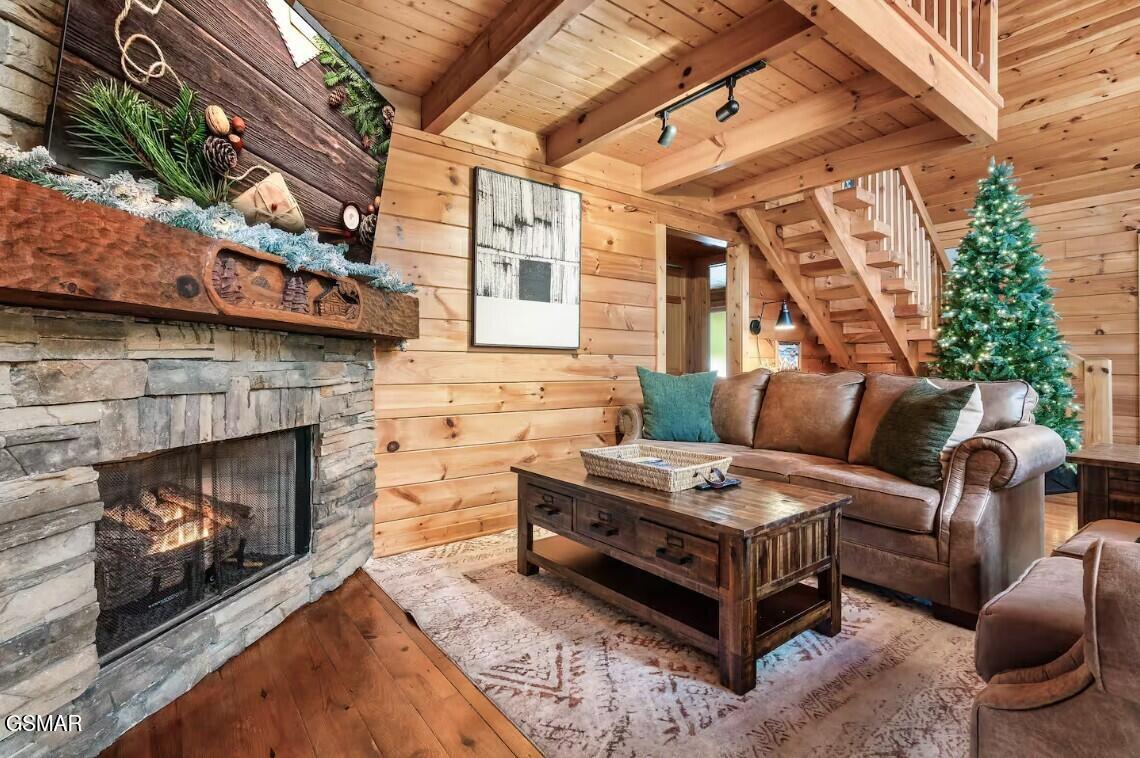 1637 Majestic Oak Way Sevierville TN 37876