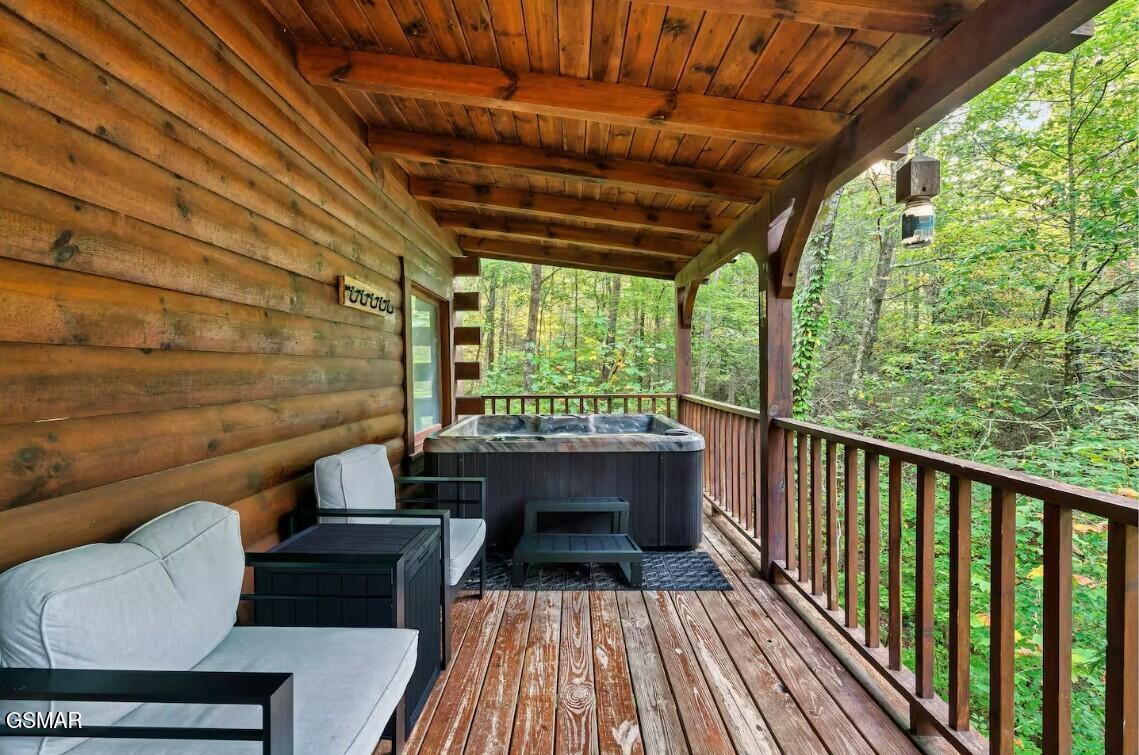 1637 Majestic Oak Way Sevierville TN 37876