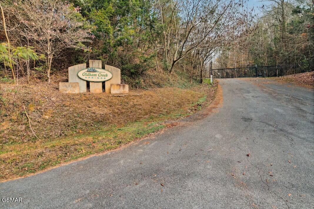 1637 Majestic Oak Way Sevierville TN 37876