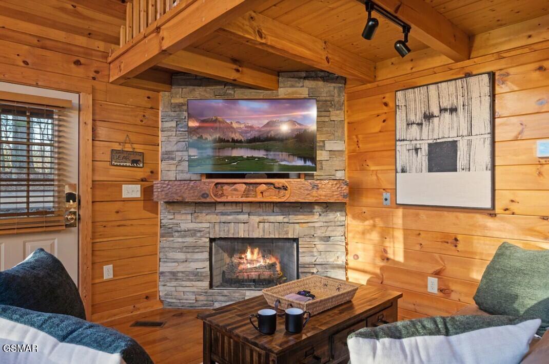 1637 Majestic Oak Way Sevierville TN 37876